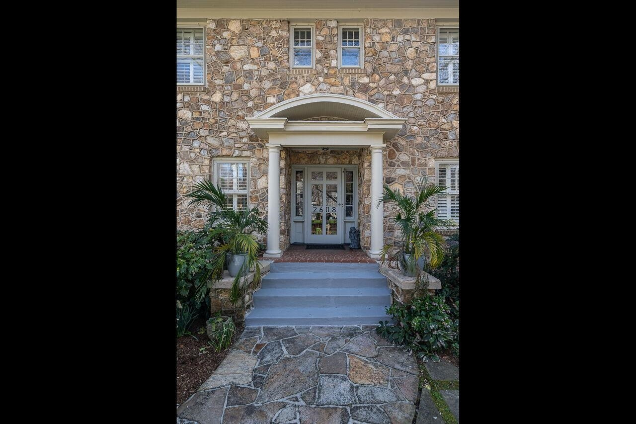 2608 Lochmore Drive