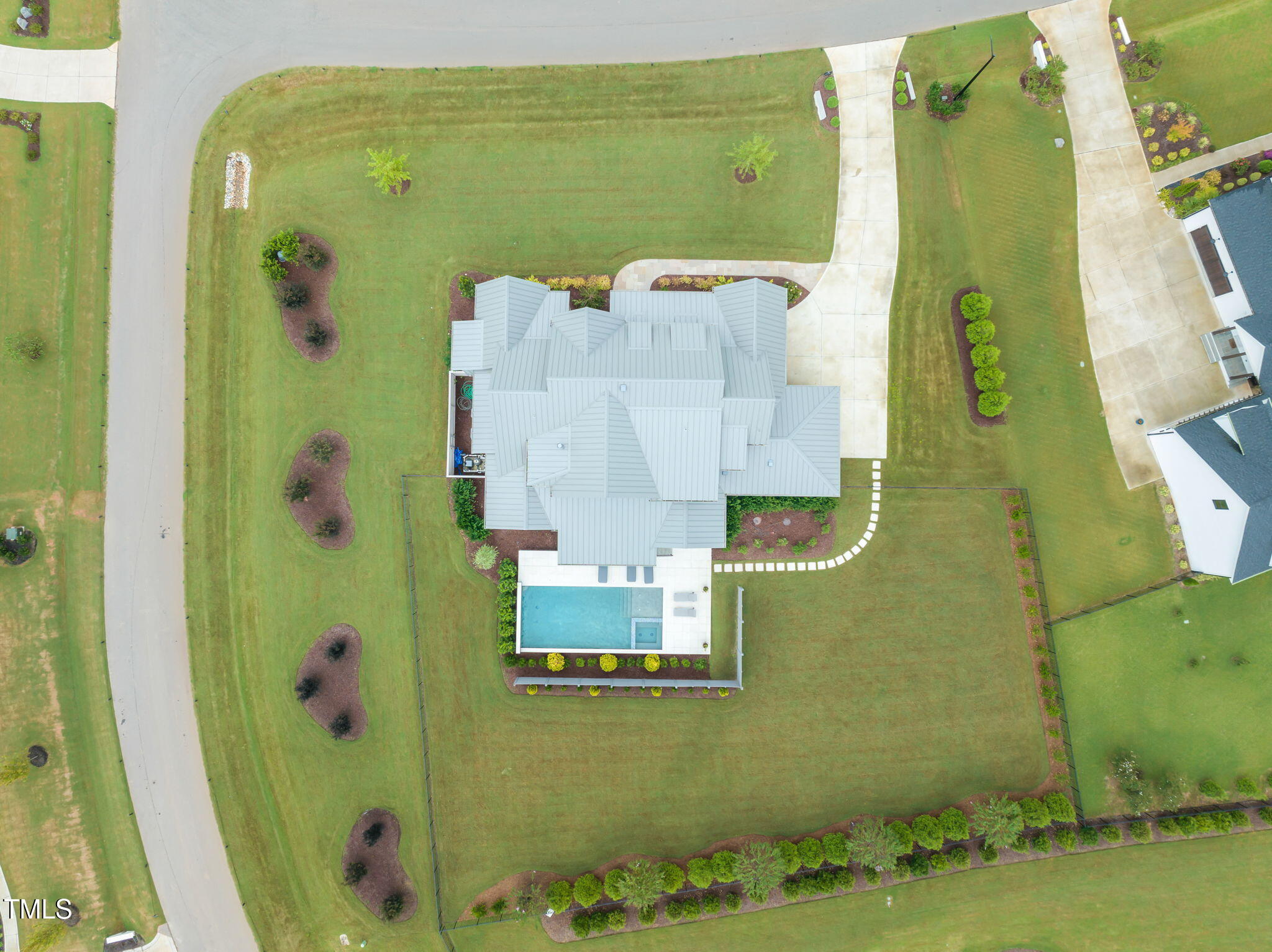 8917 Grand Highland Way