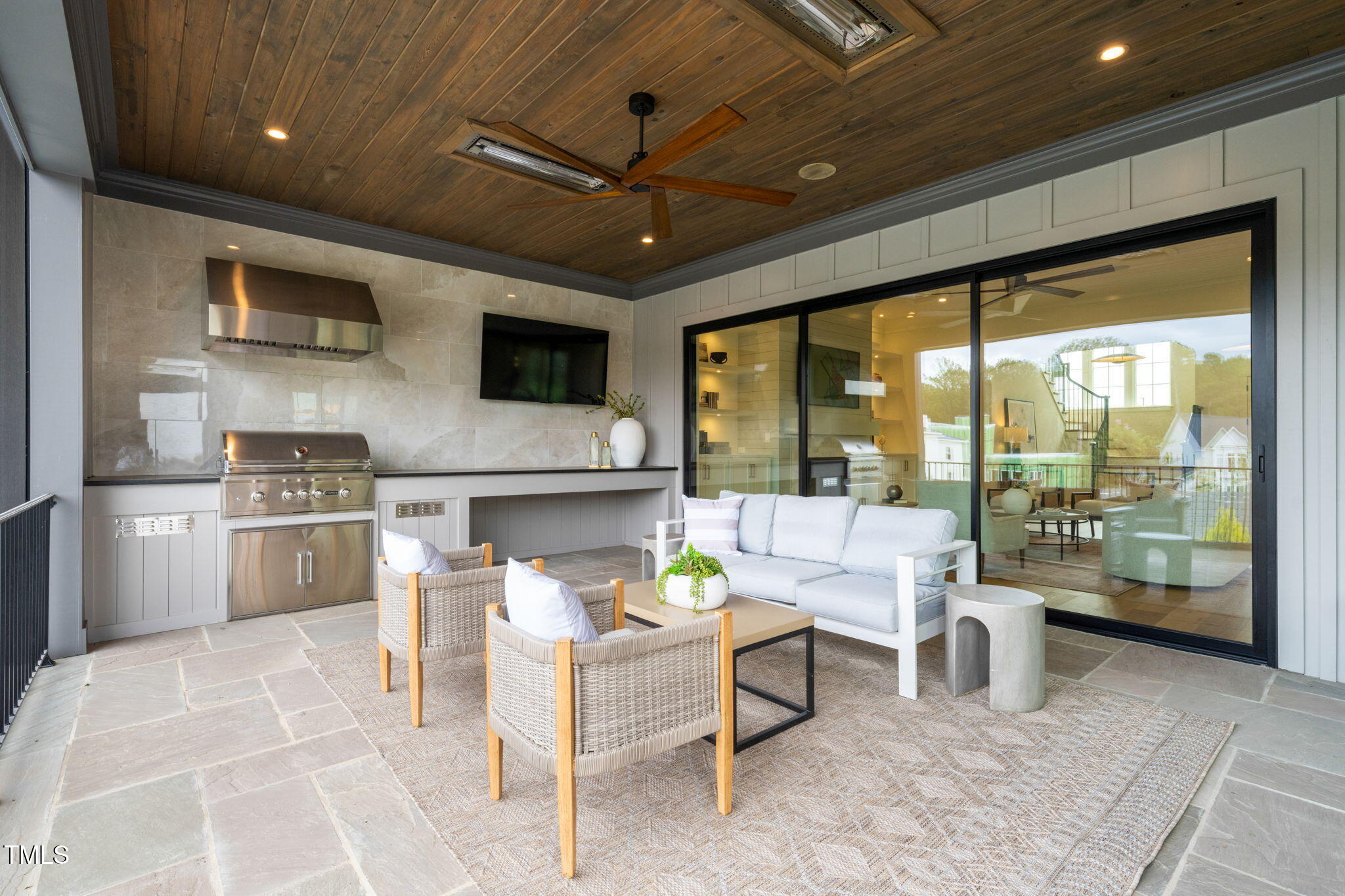 8917 Grand Highland Way