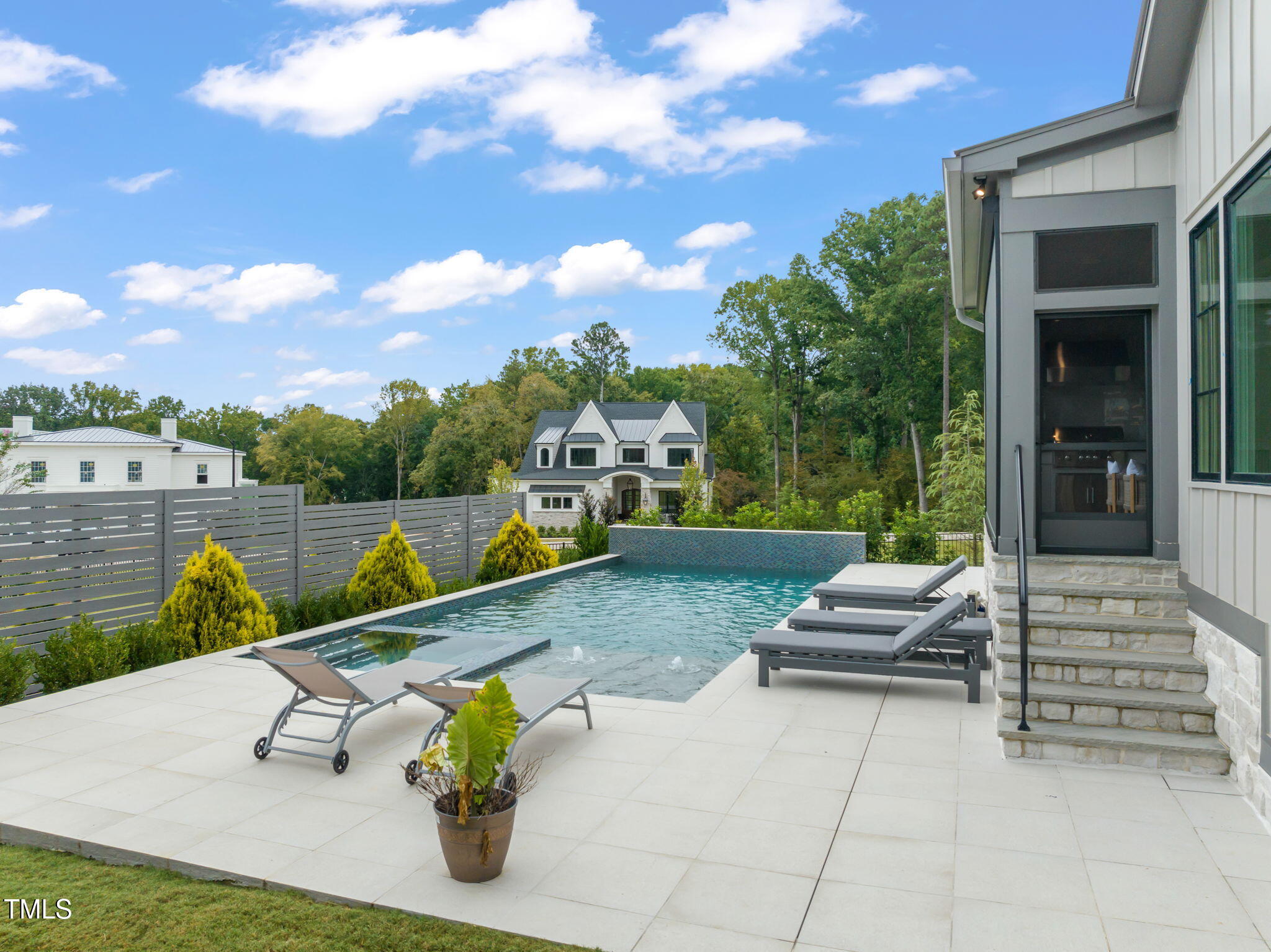 8917 Grand Highland Way