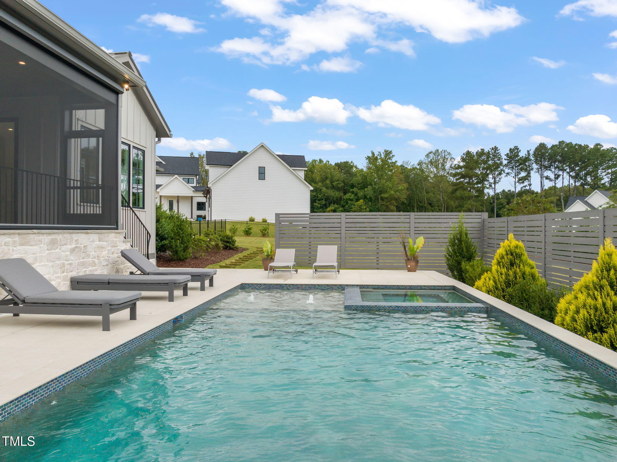 8917 Grand Highland Way