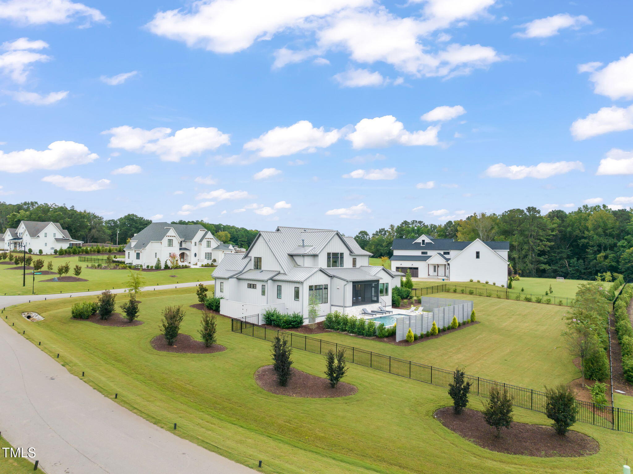 8917 Grand Highland Way