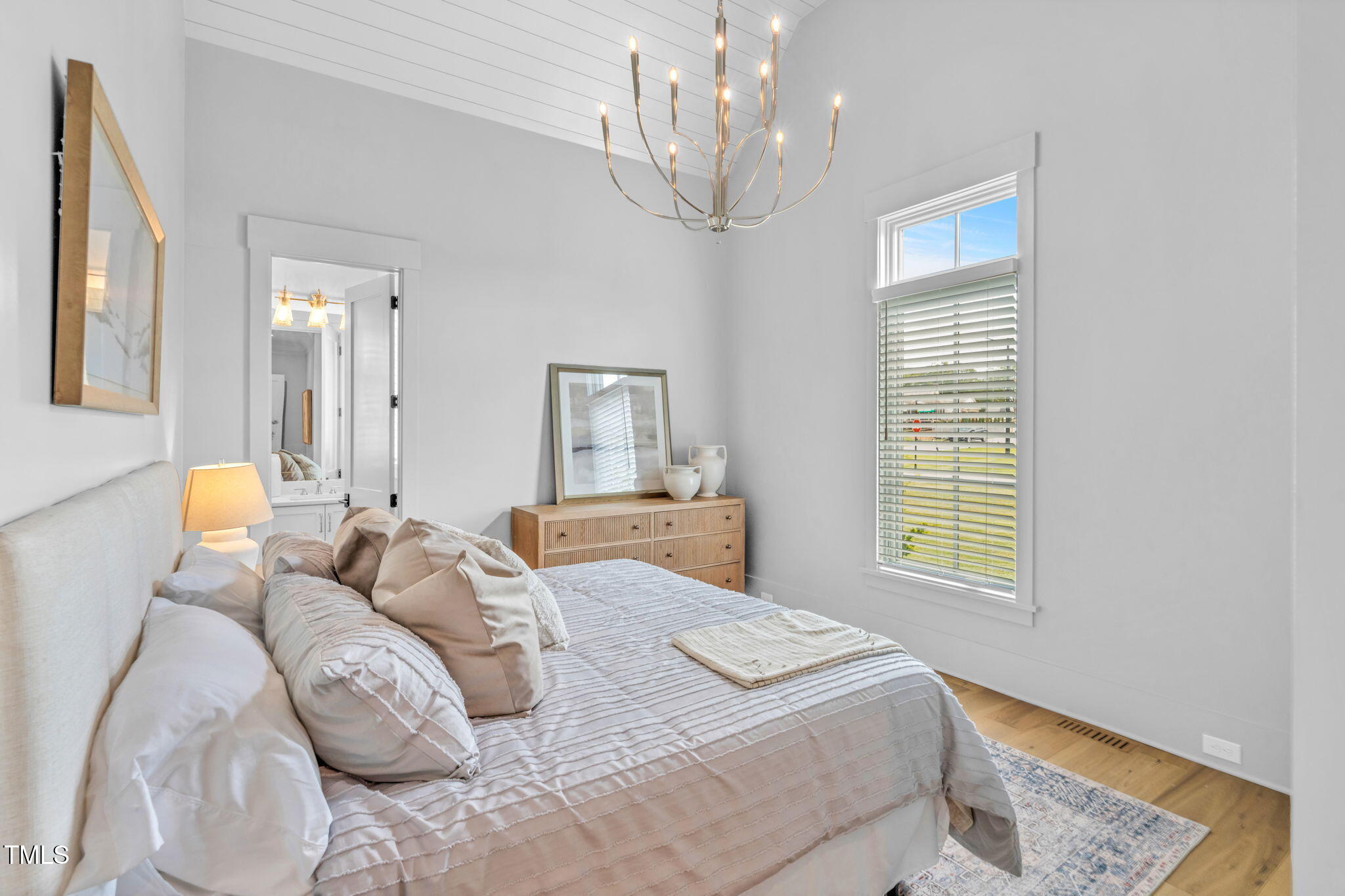 8917 Grand Highland Way