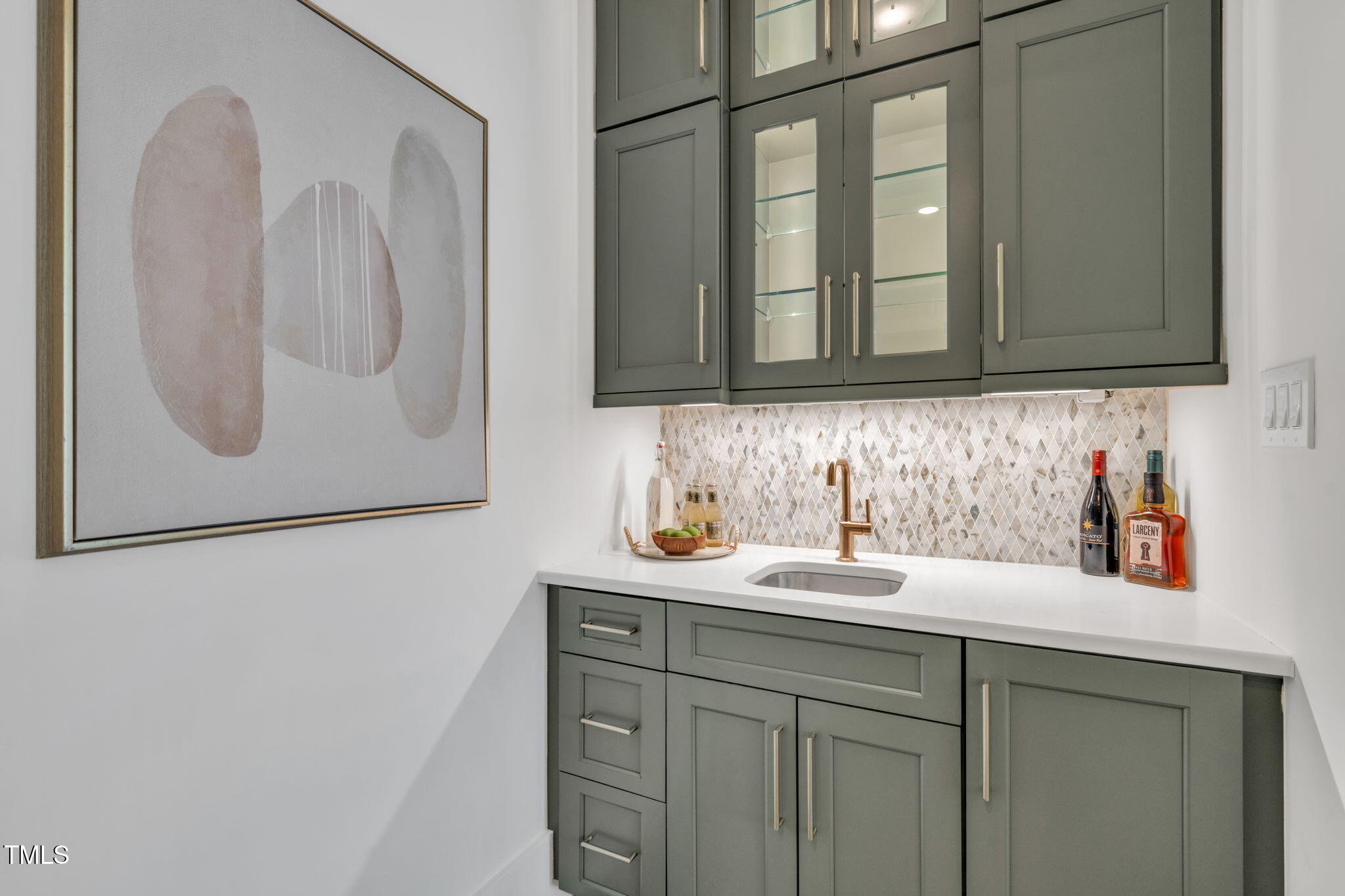 8917 Grand Highland Way