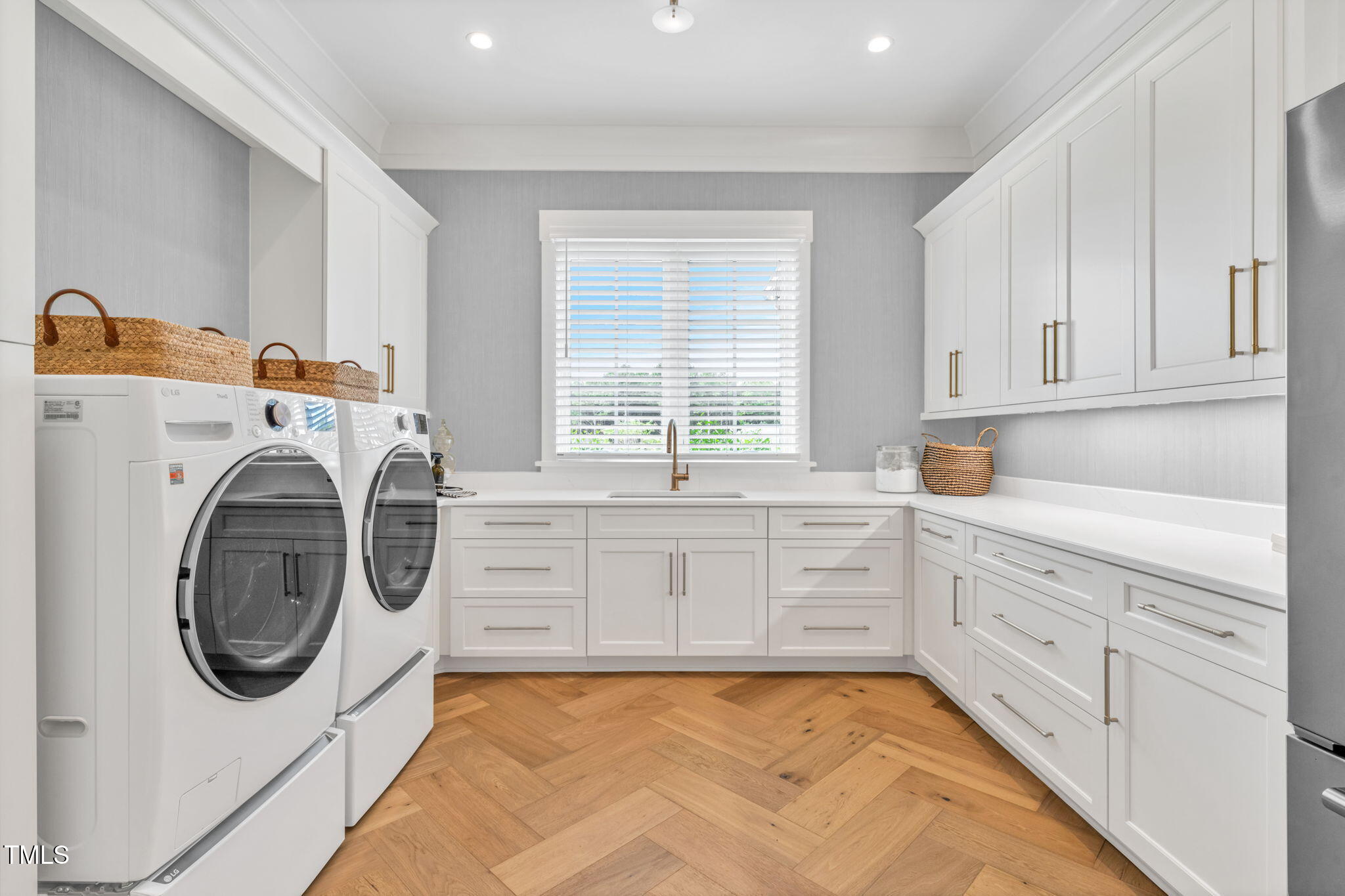 8917 Grand Highland Way