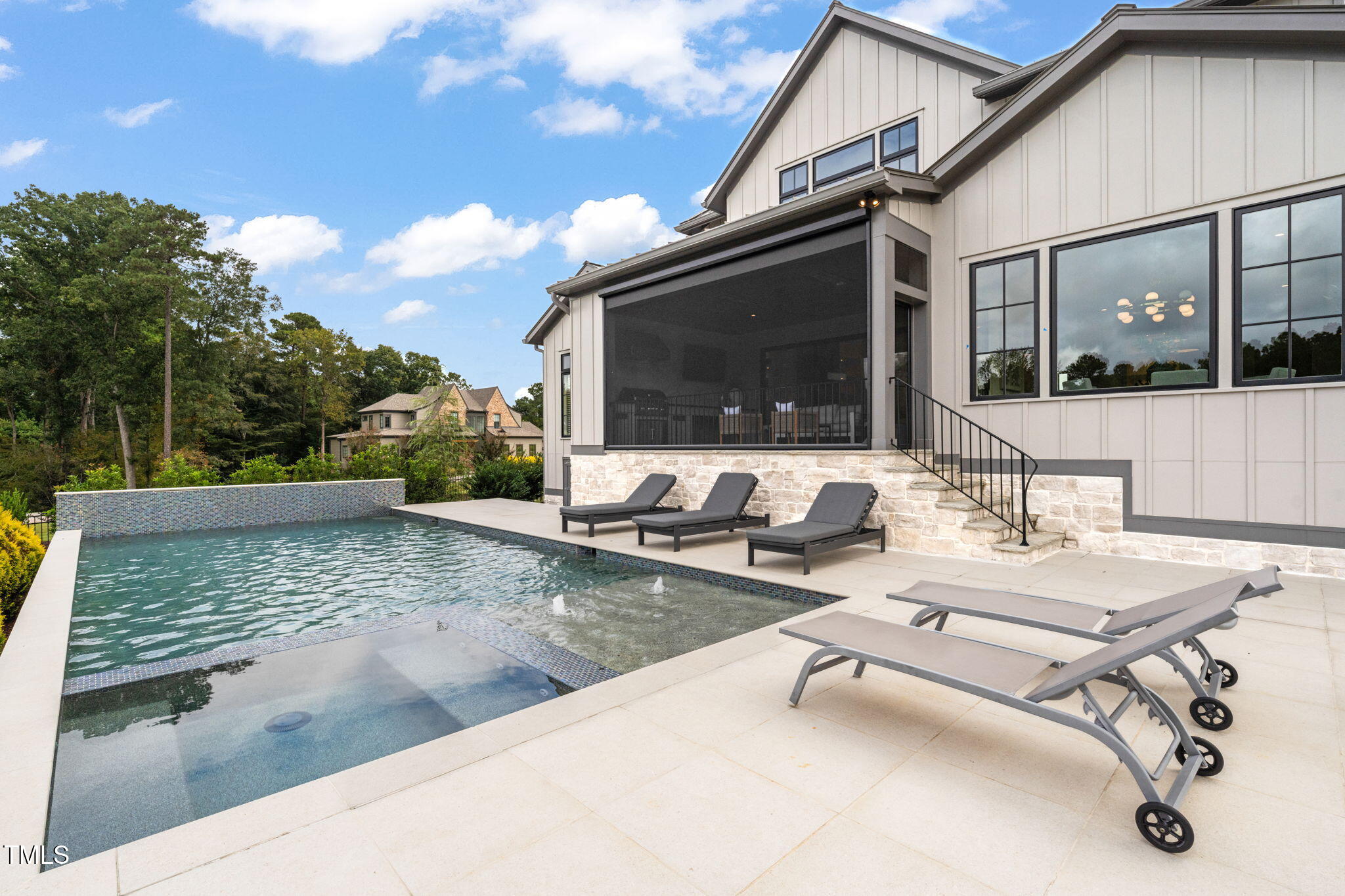 8917 Grand Highland Way