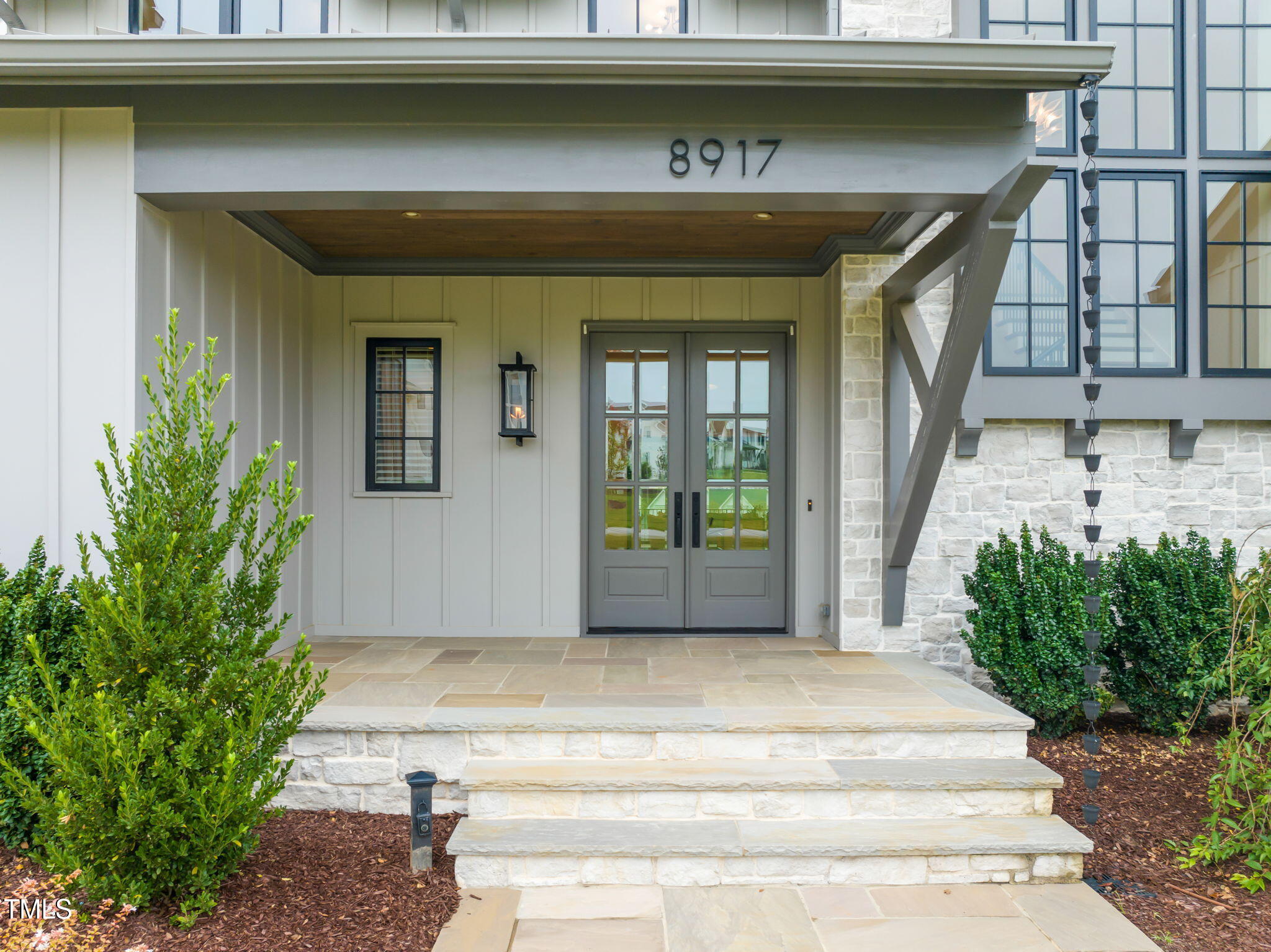 8917 Grand Highland Way