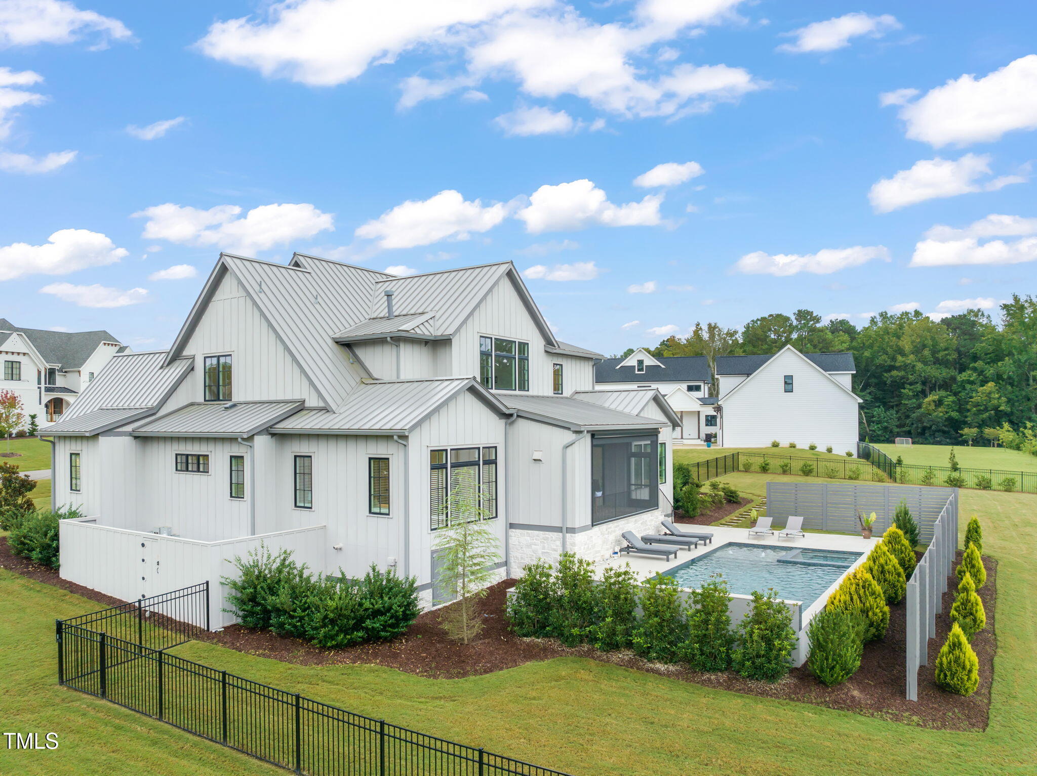 8917 Grand Highland Way