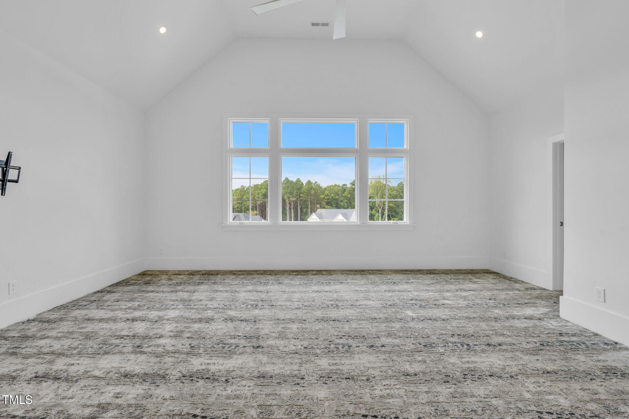 8917 Grand Highland Way