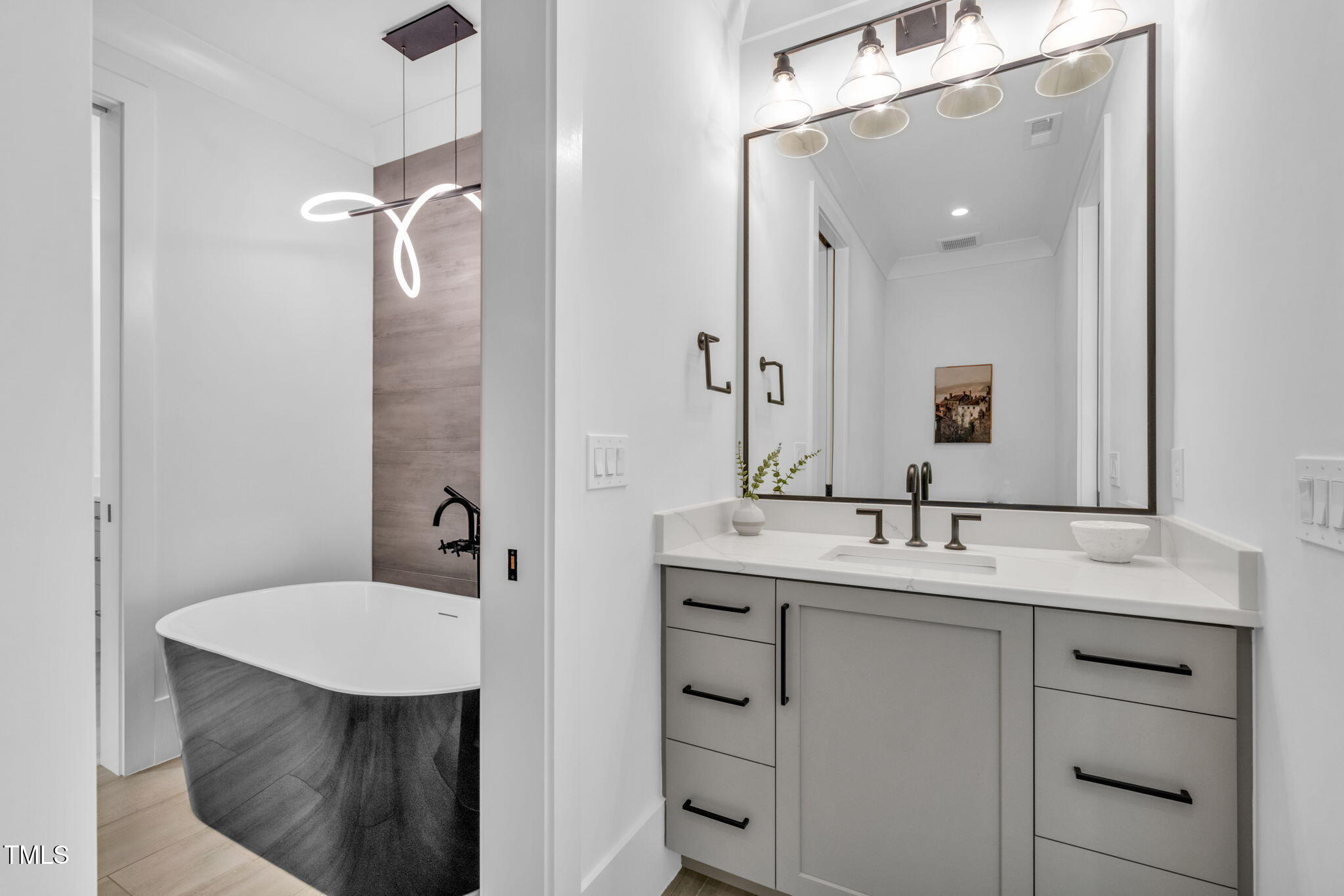 8917 Grand Highland Way