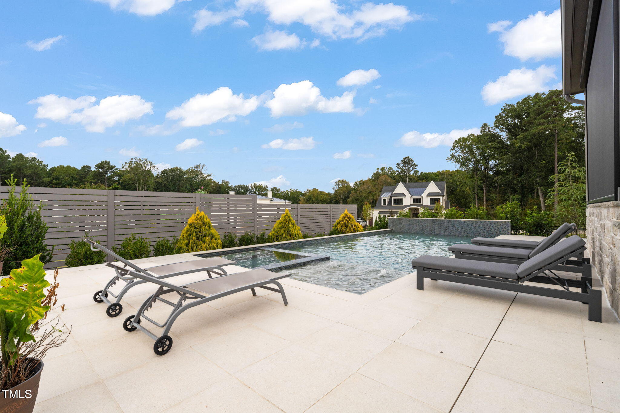 8917 Grand Highland Way