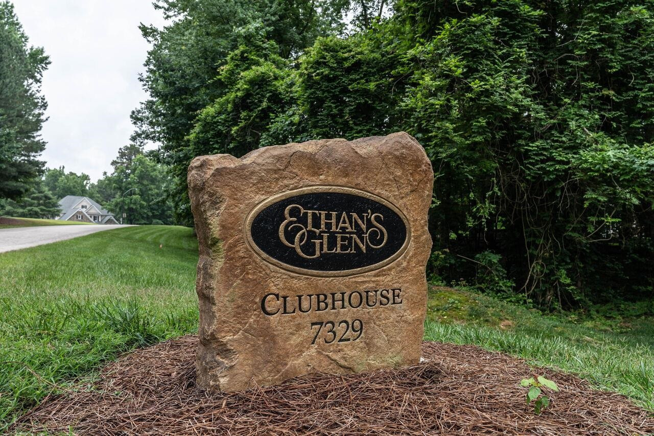 7449 Sextons Creek Drive