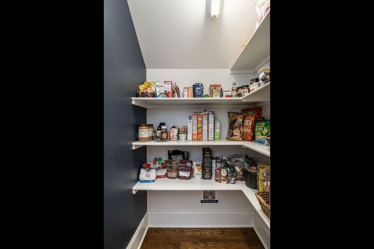 7449 Sextons Creek Drive