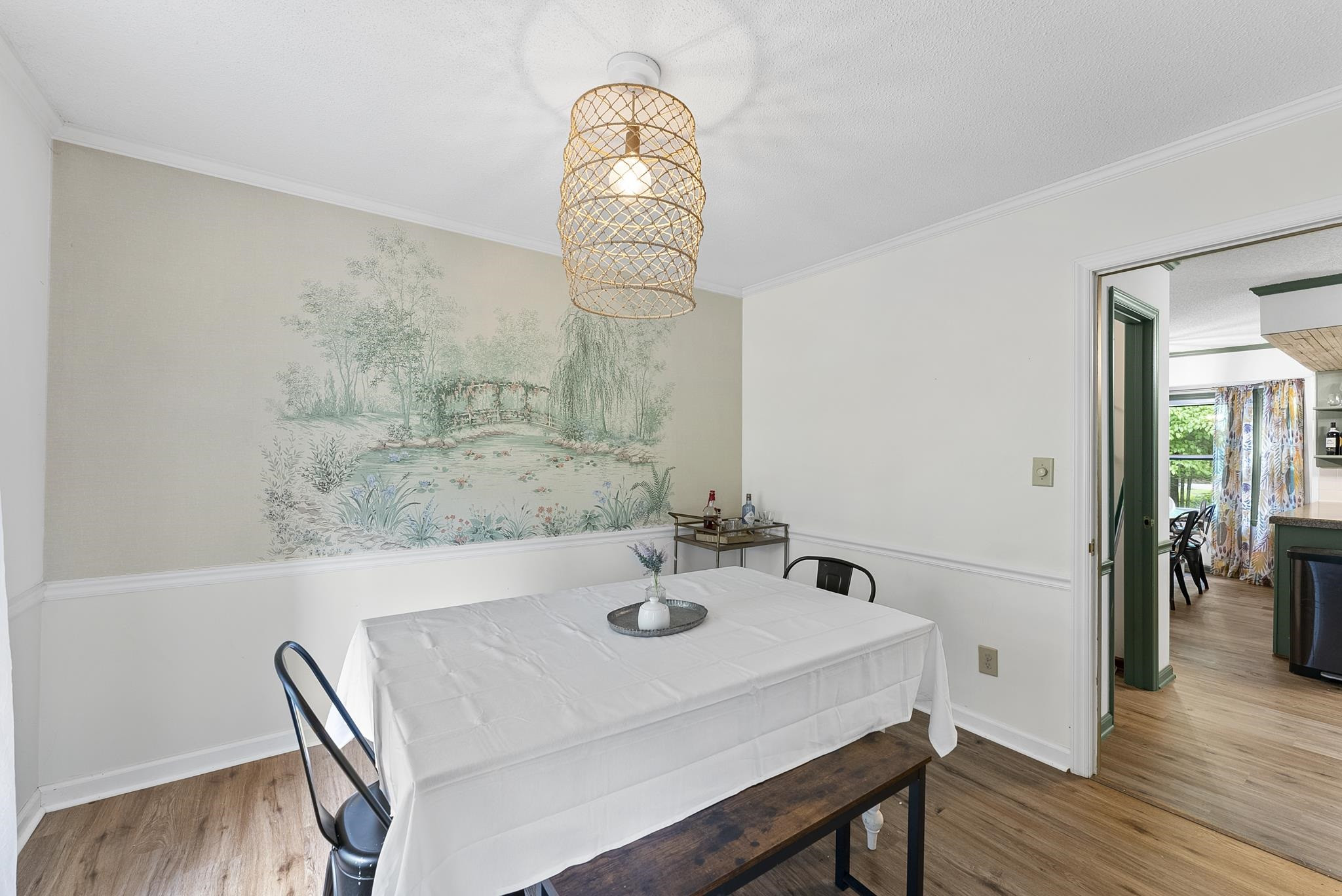 102 King Circle