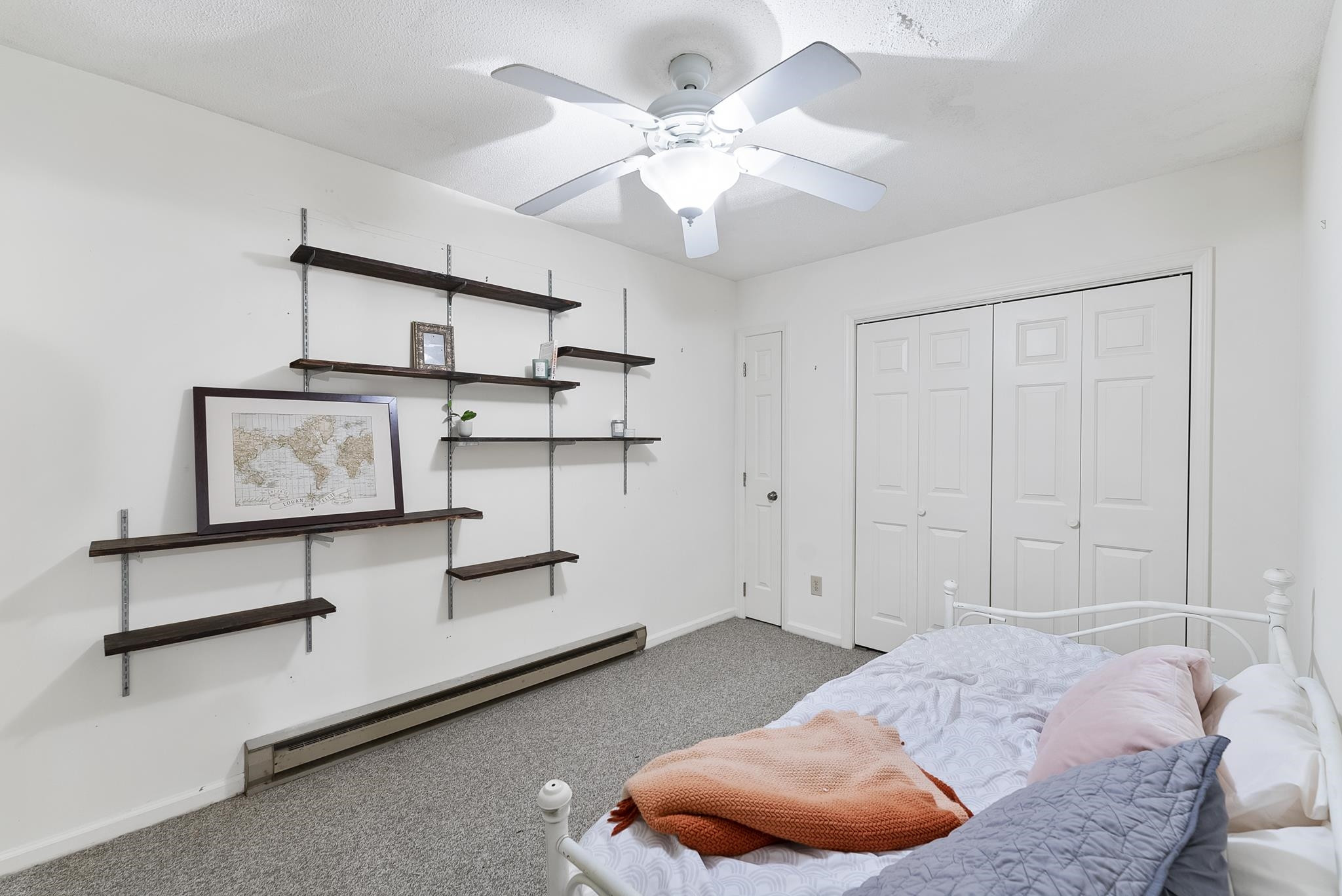 102 King Circle