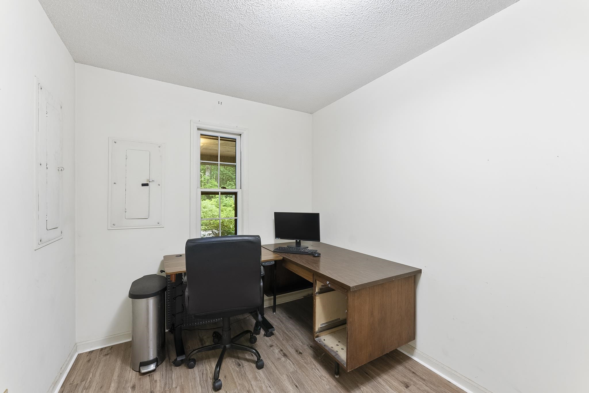 102 King Circle
