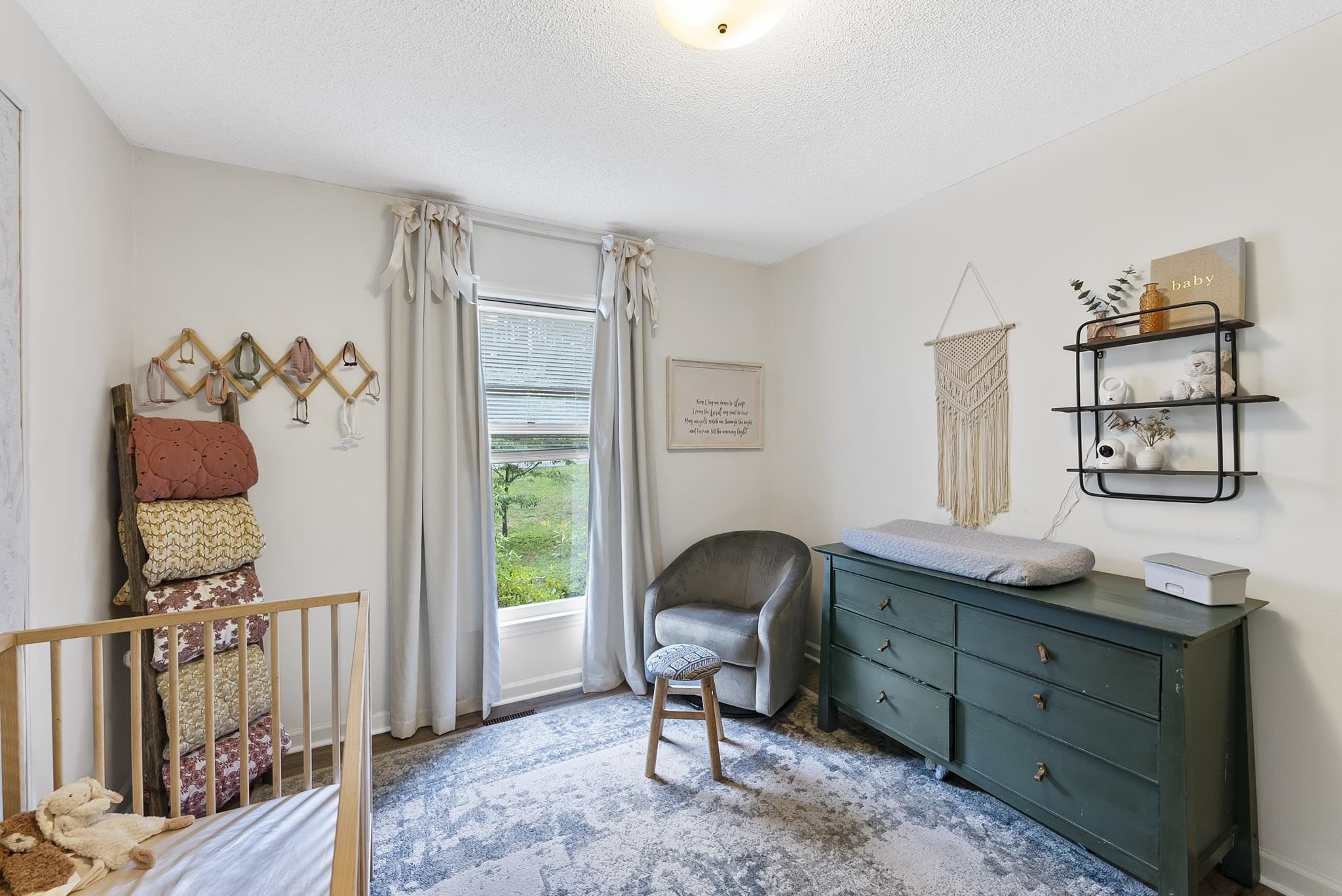 102 King Circle