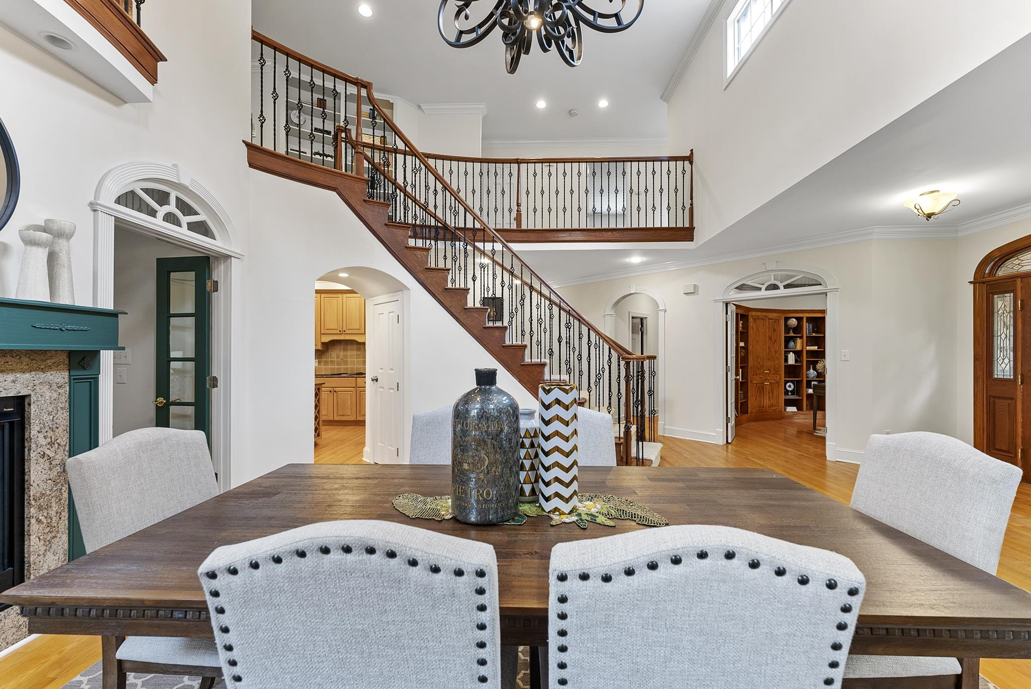 2045 Langham Lane
