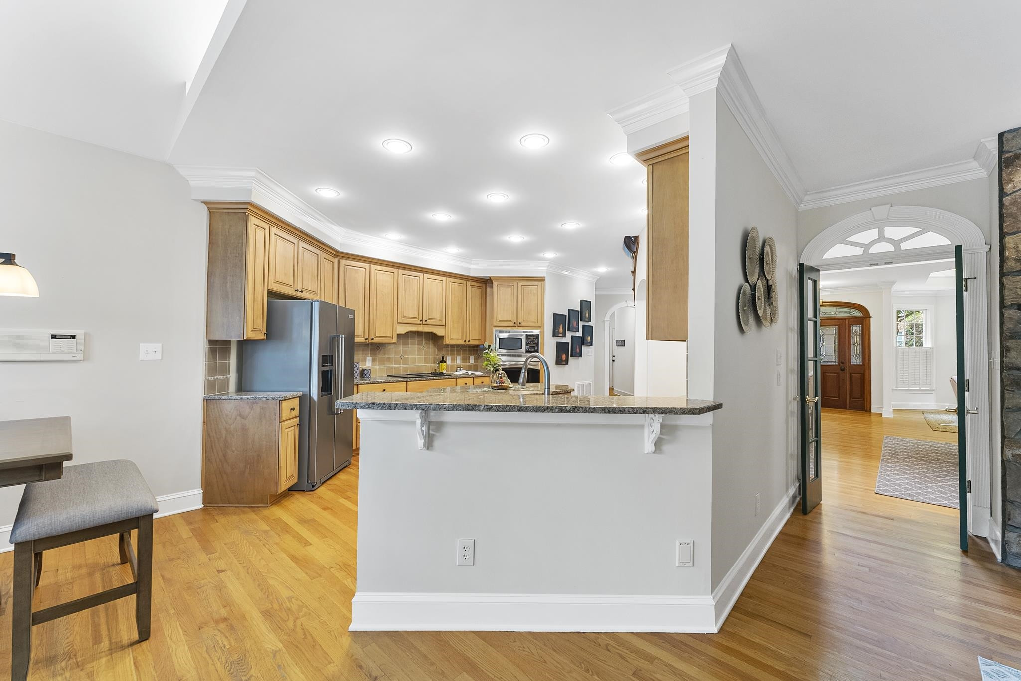 2045 Langham Lane