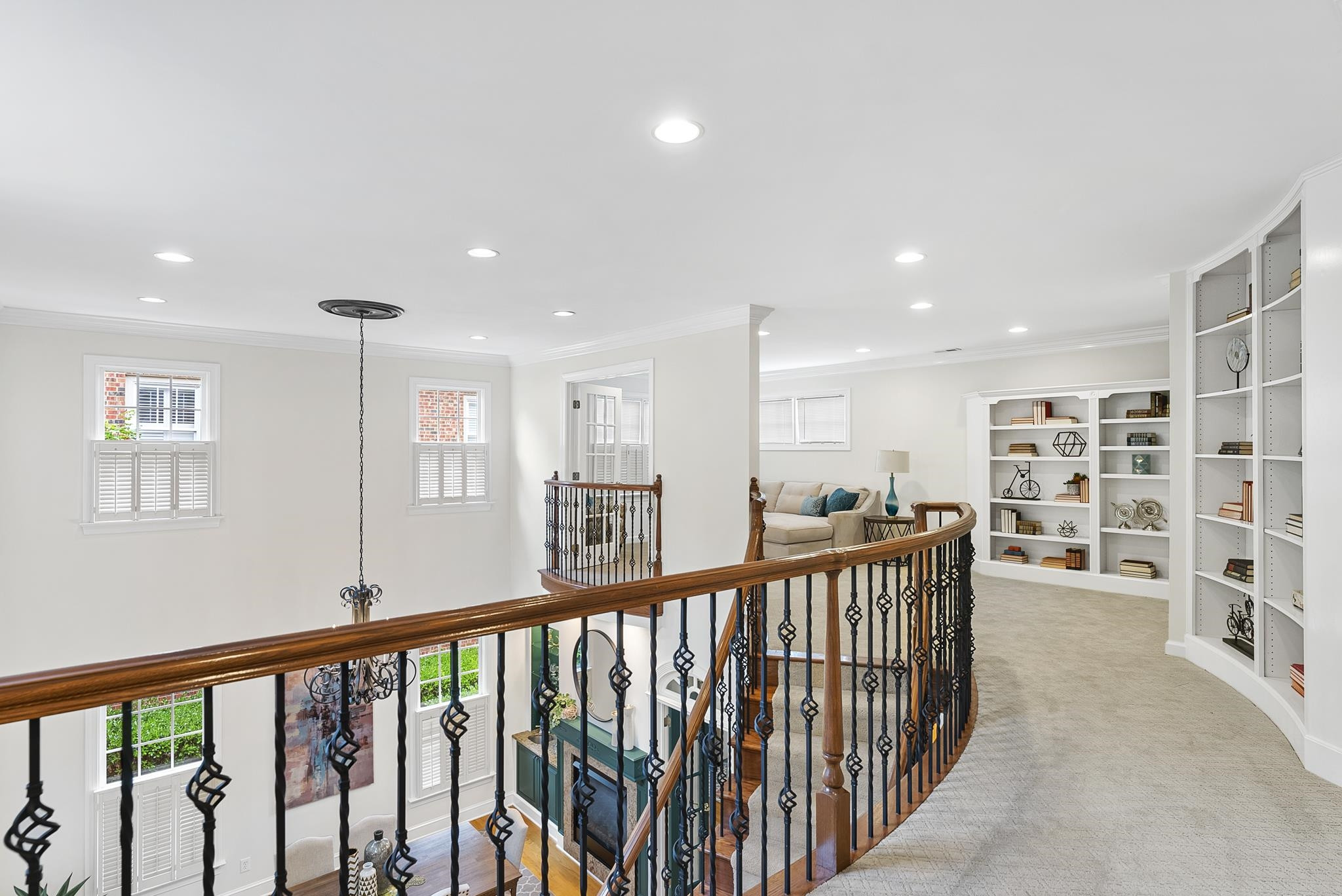 2045 Langham Lane