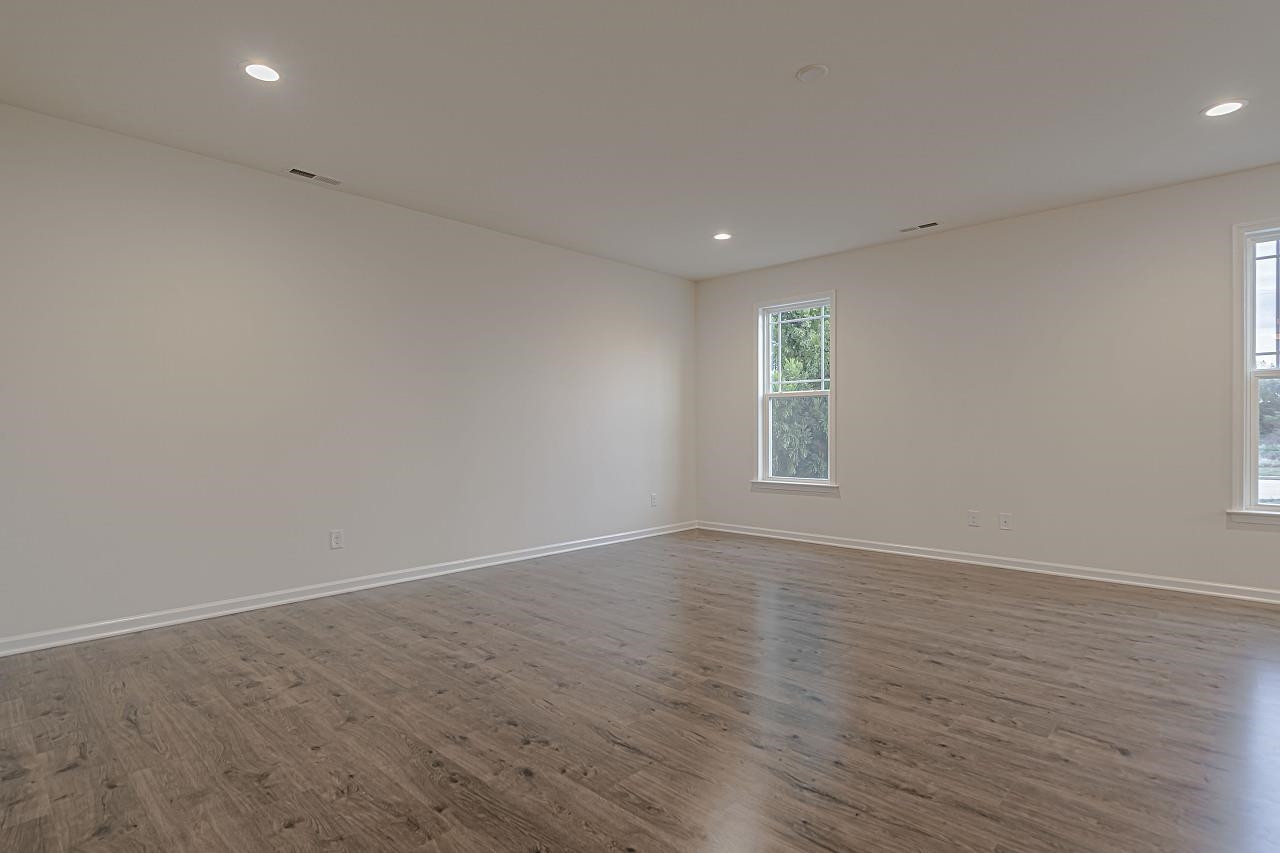 325 Oak Park Boulevard