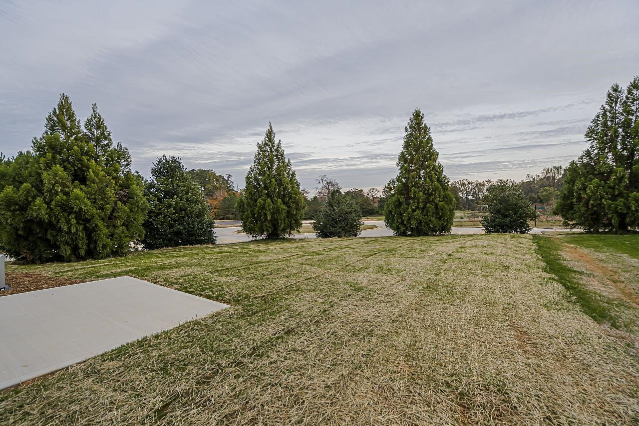 325 Oak Park Boulevard