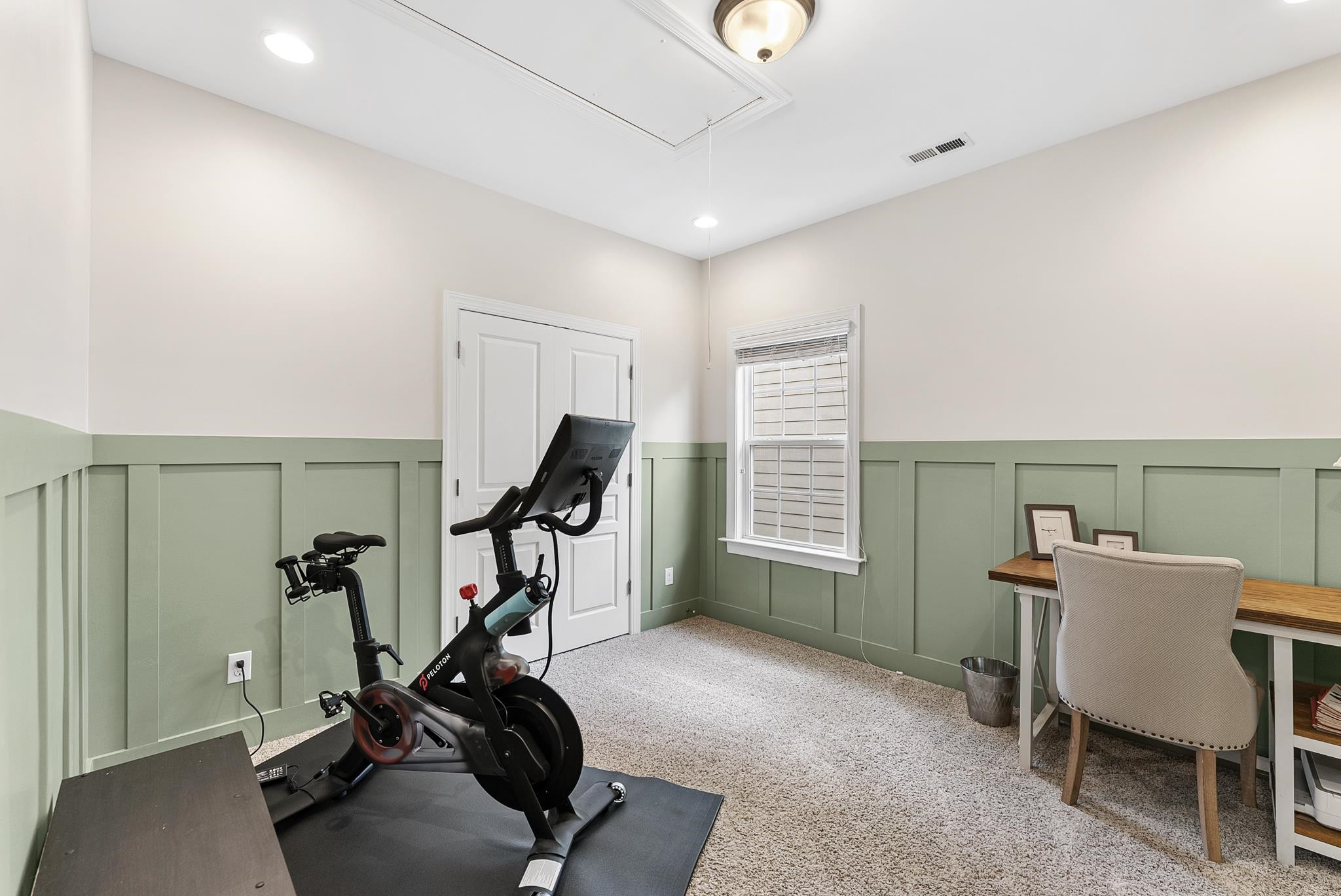 1317 Formal Garden Way