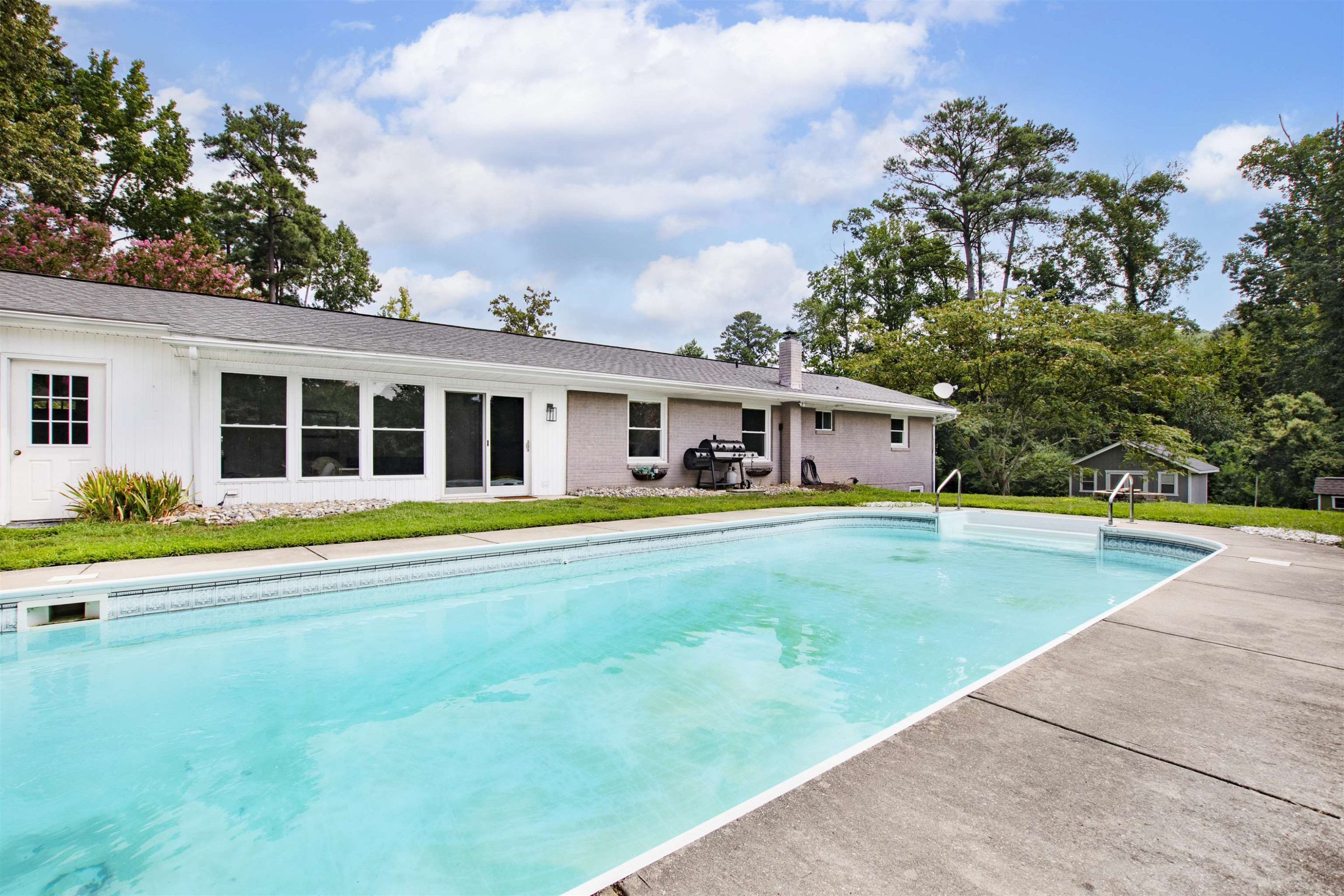 3124 Dogwood Drive