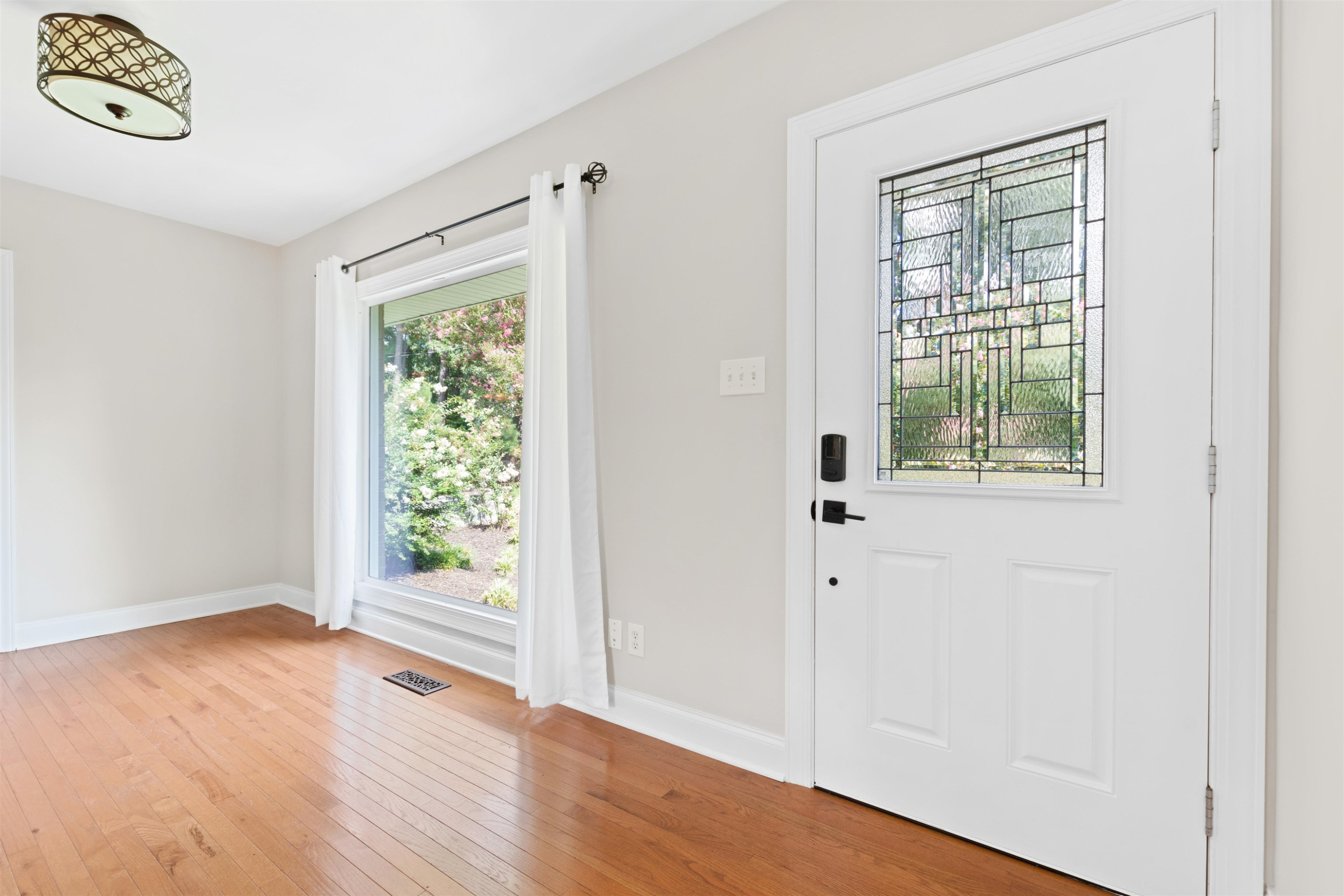 3124 Dogwood Drive
