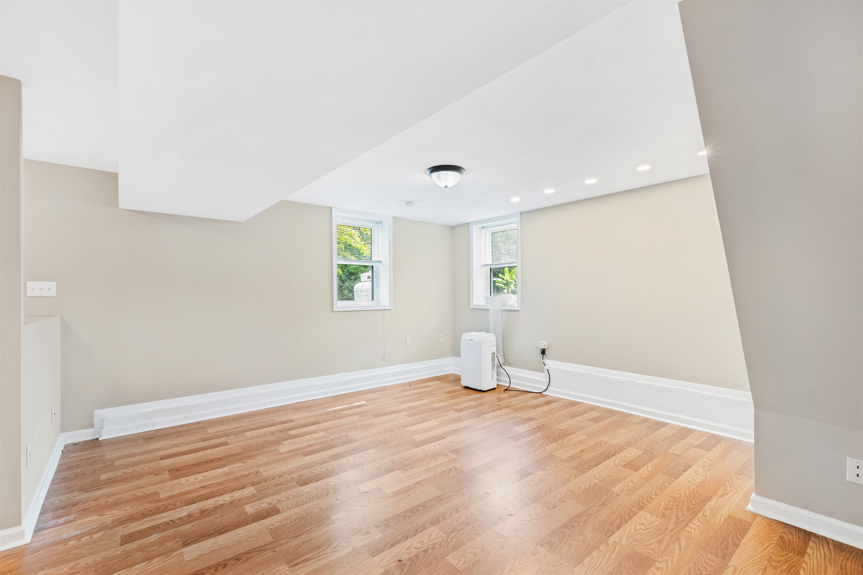 3124 Dogwood Drive