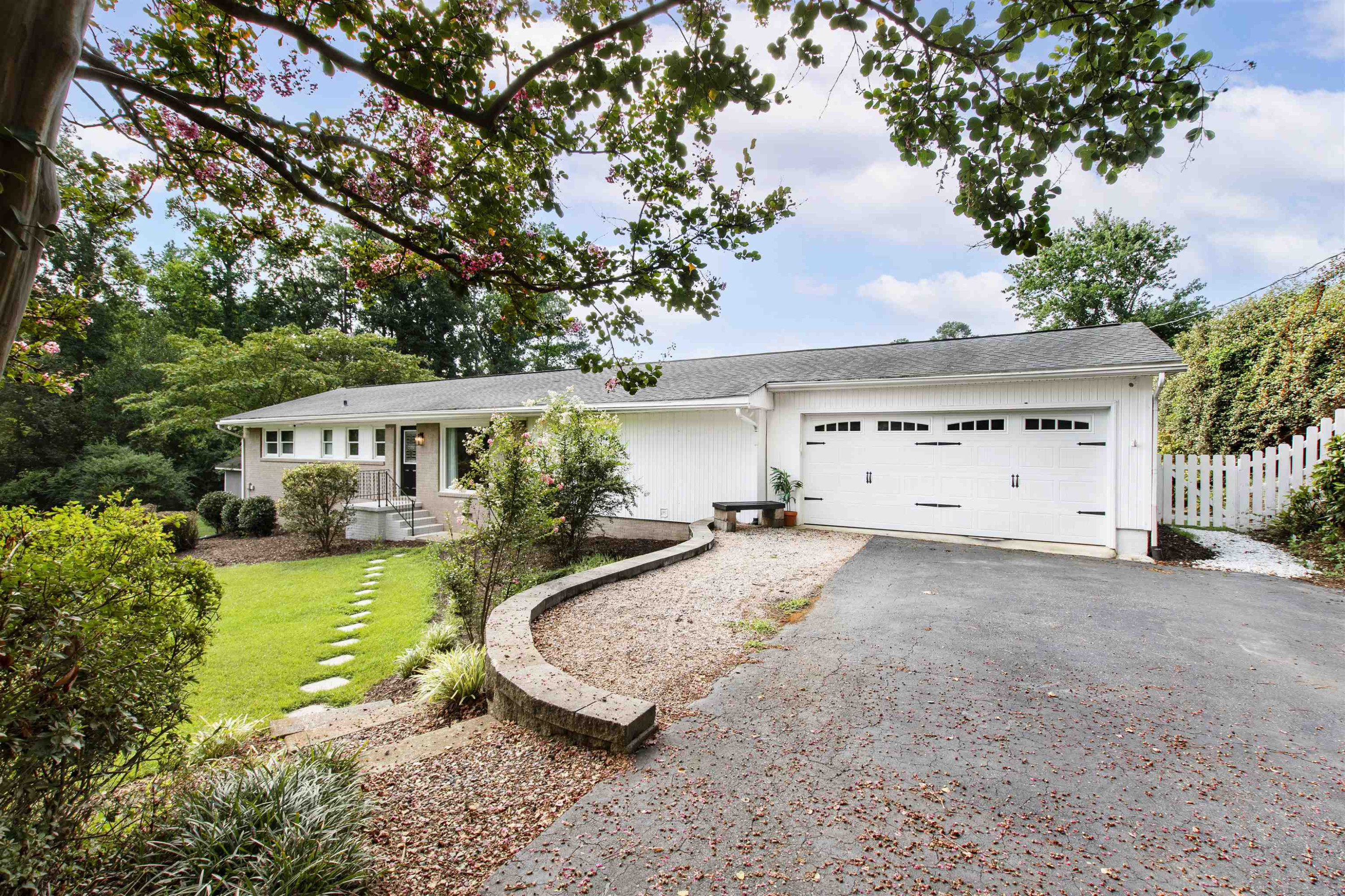 3124 Dogwood Drive