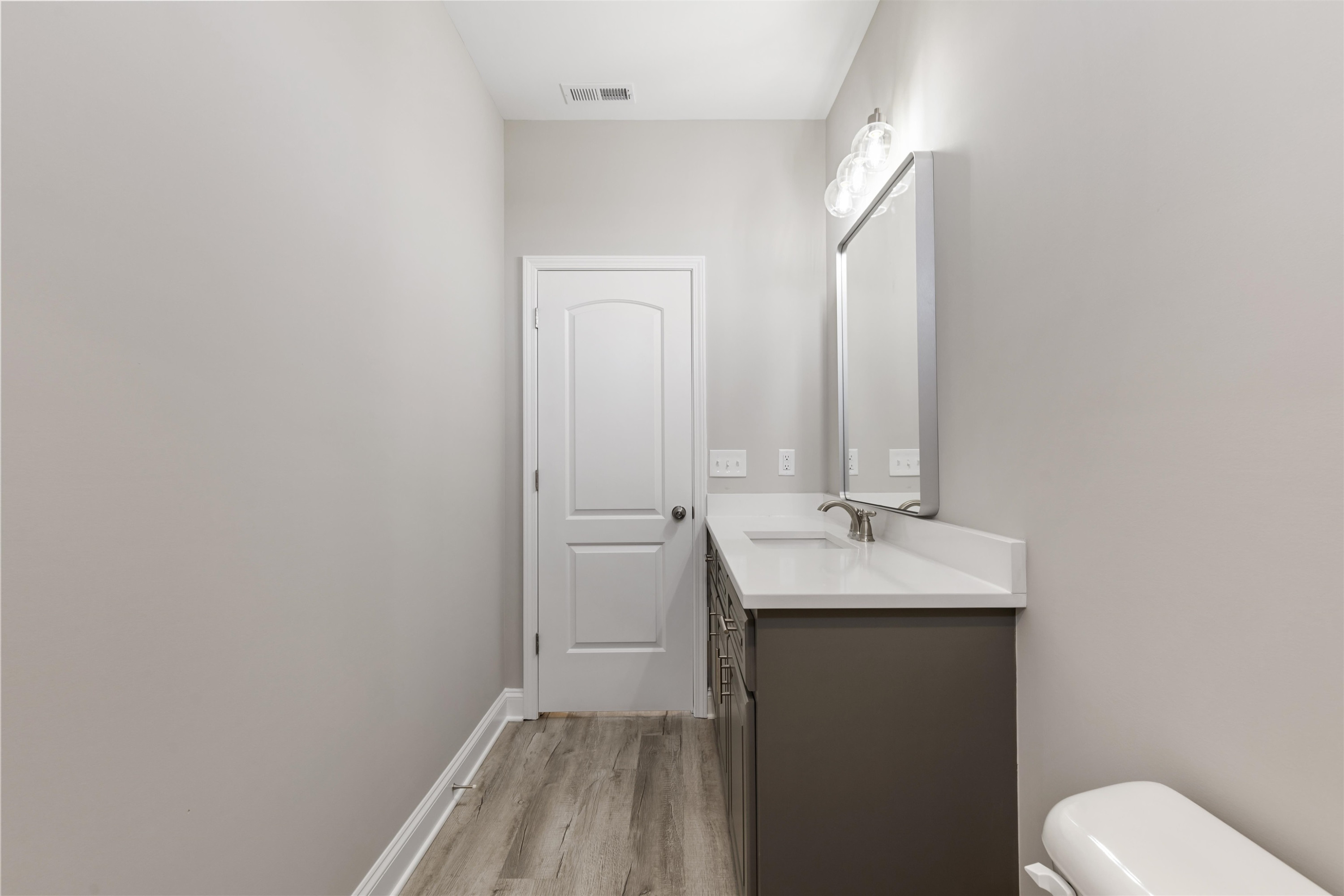 3900 Alpha Court