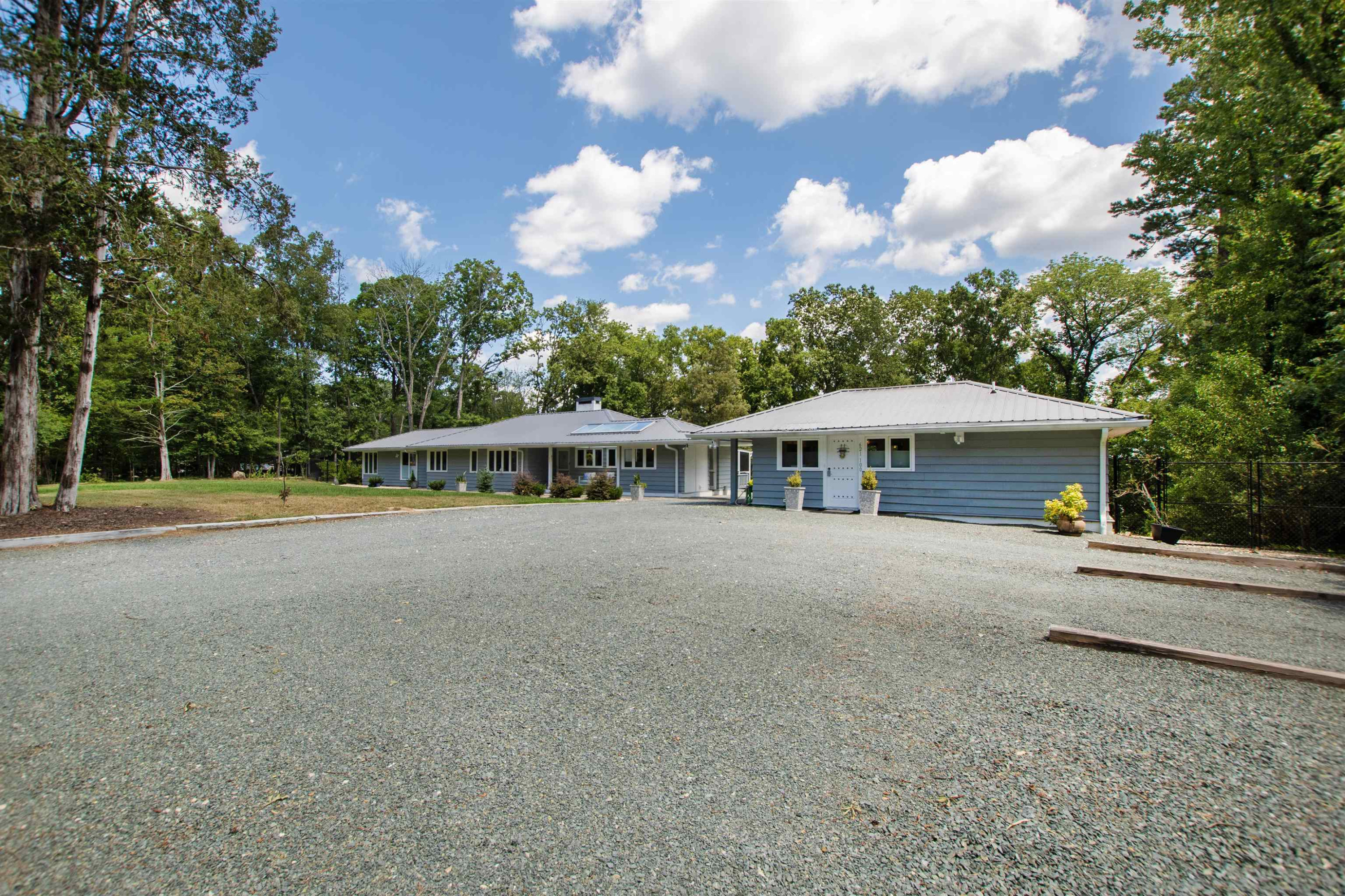 621 Greenwood Road