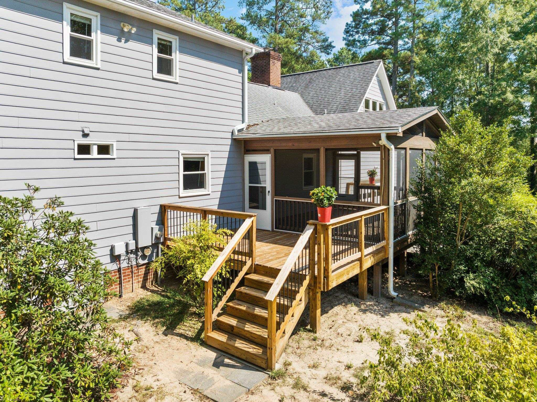 9 Litchfield Court