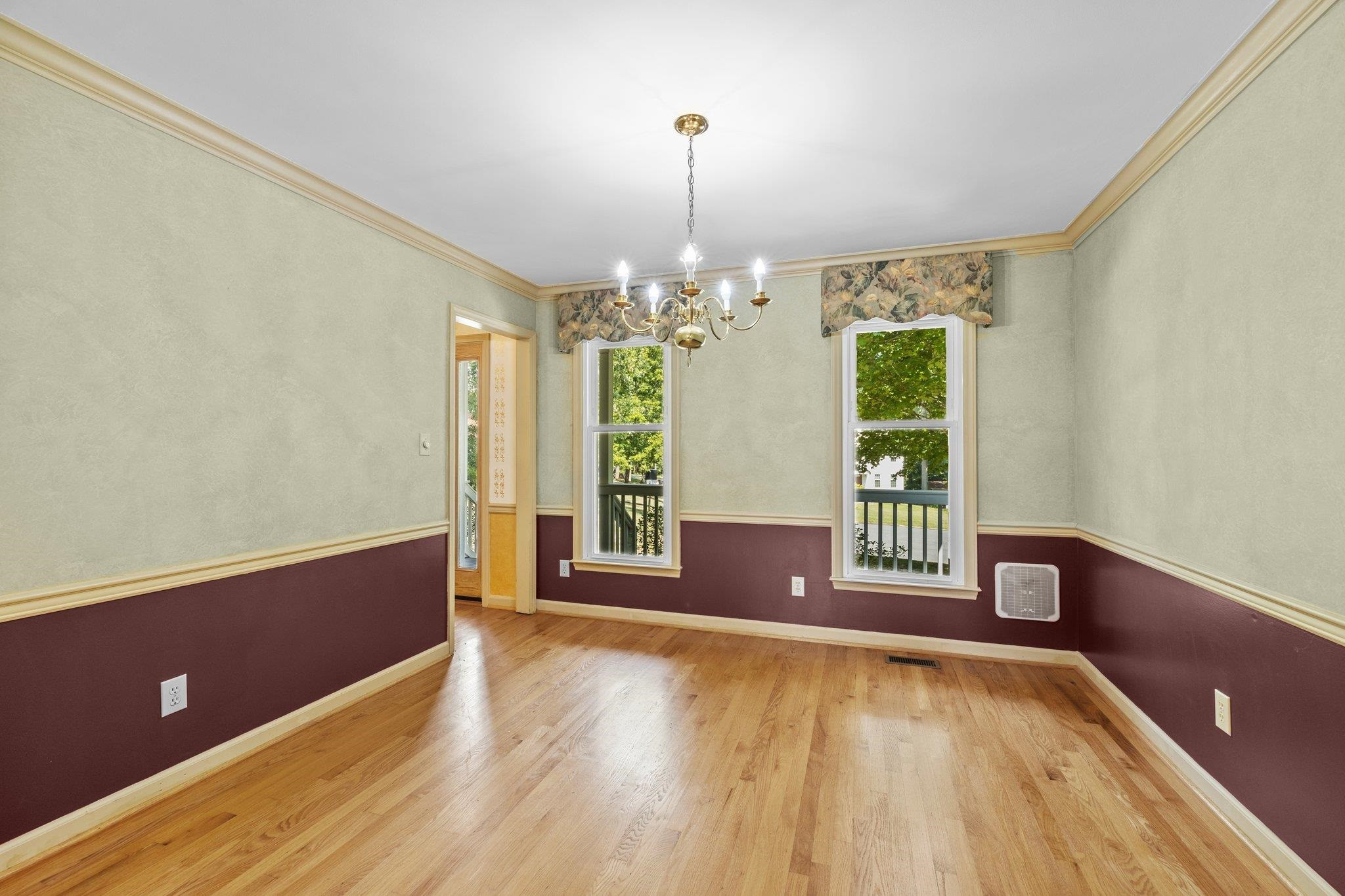 9 Litchfield Court