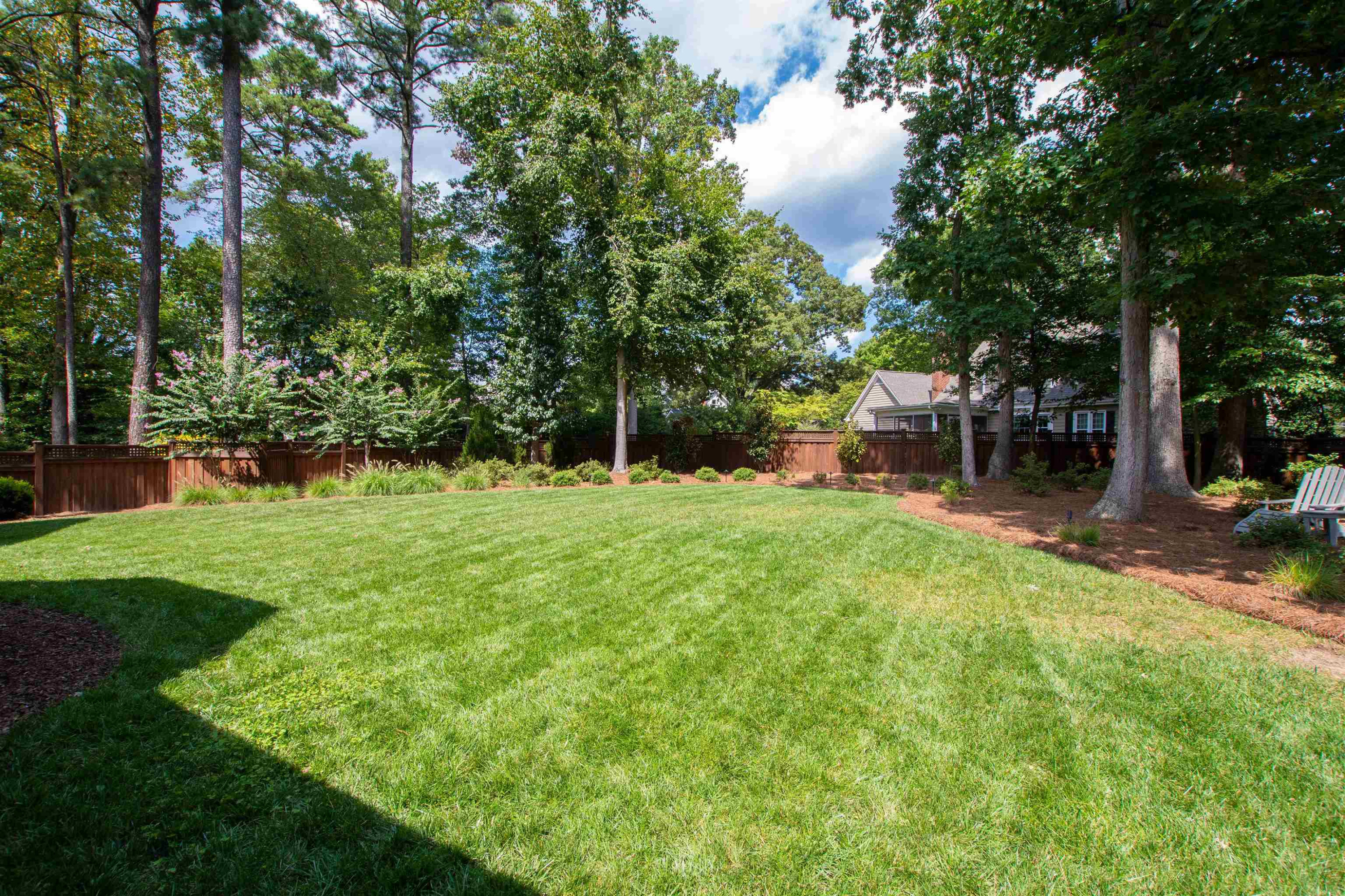 3910 Stratford Court