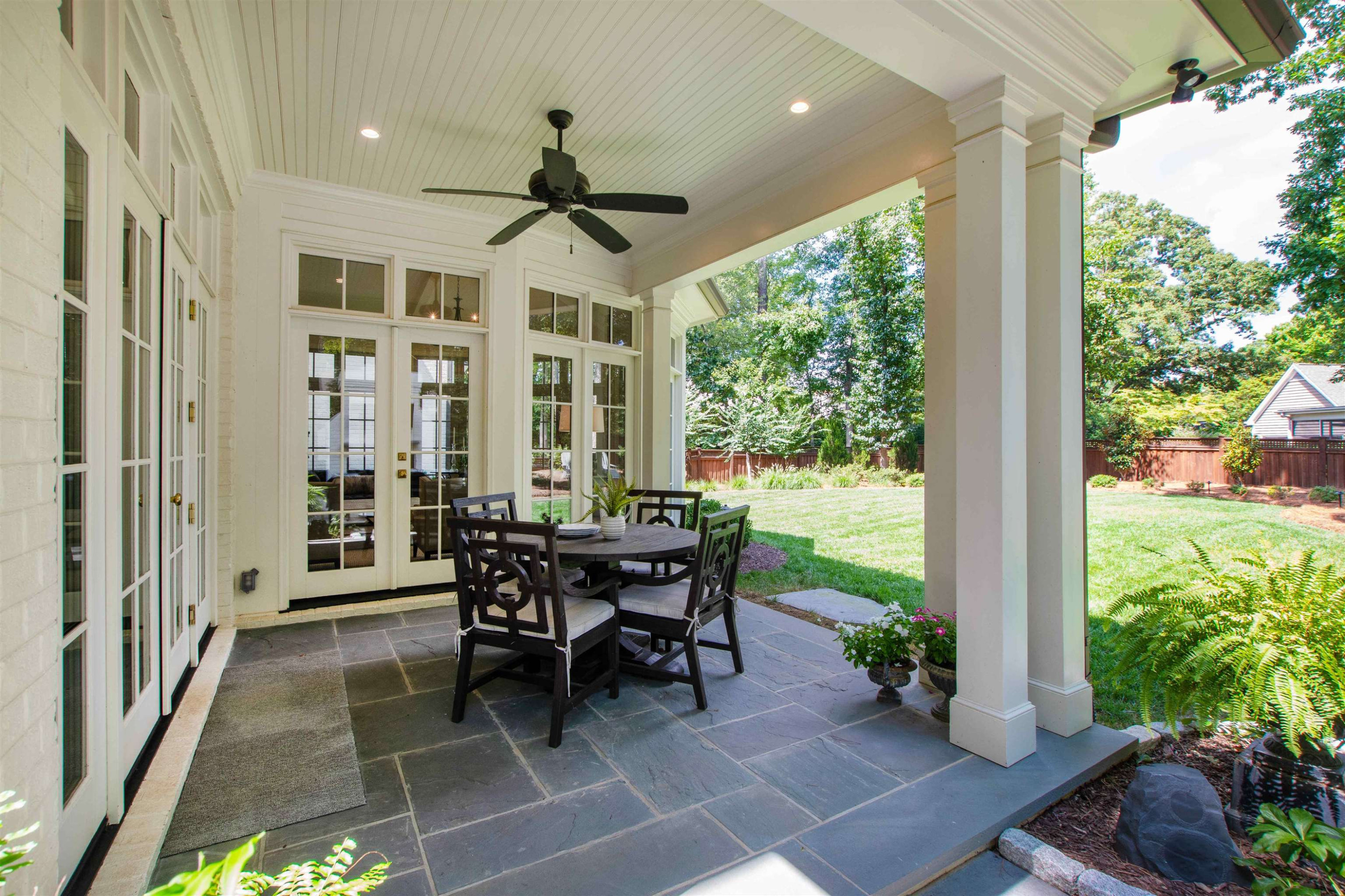 3910 Stratford Court