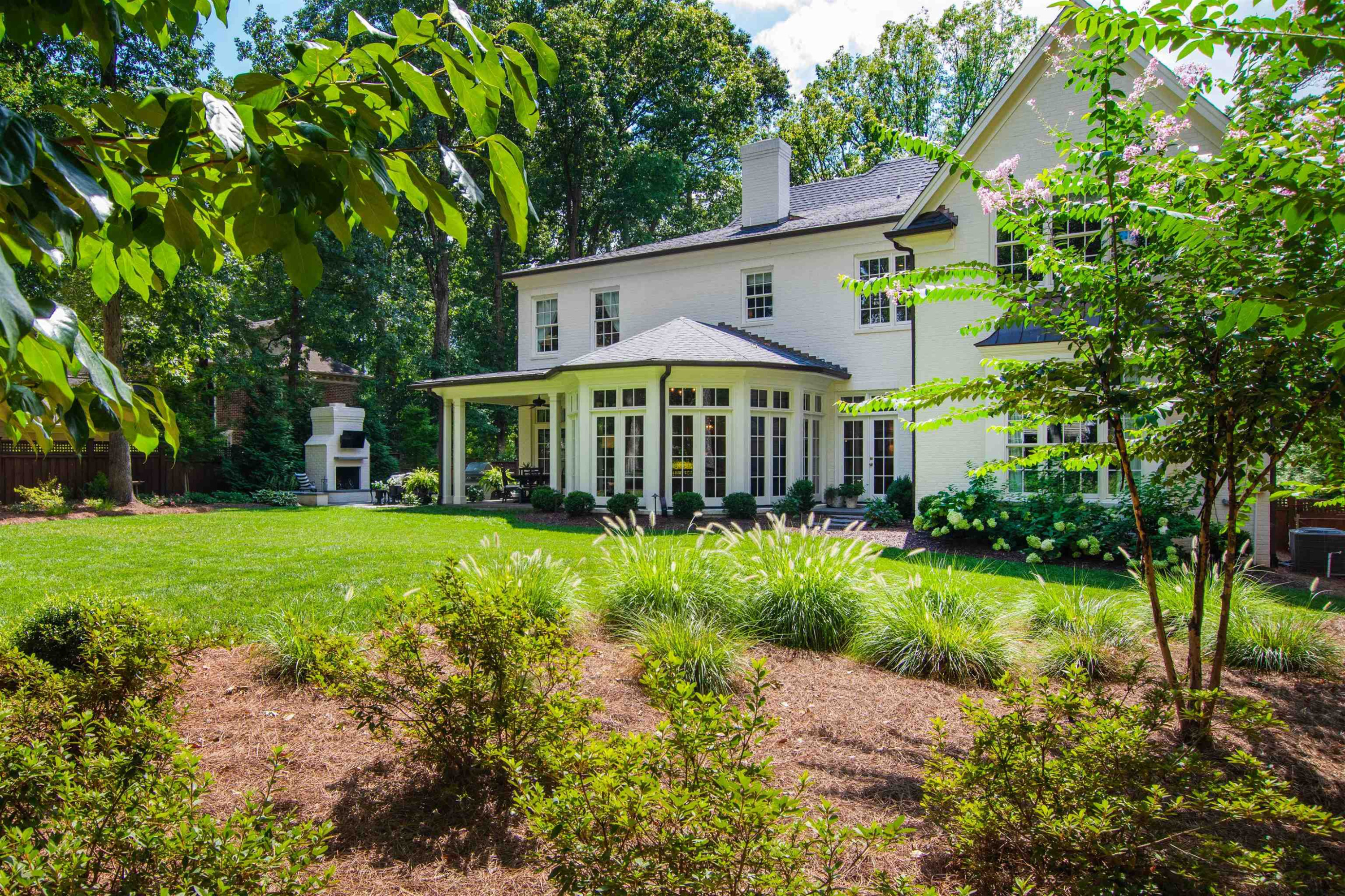 3910 Stratford Court