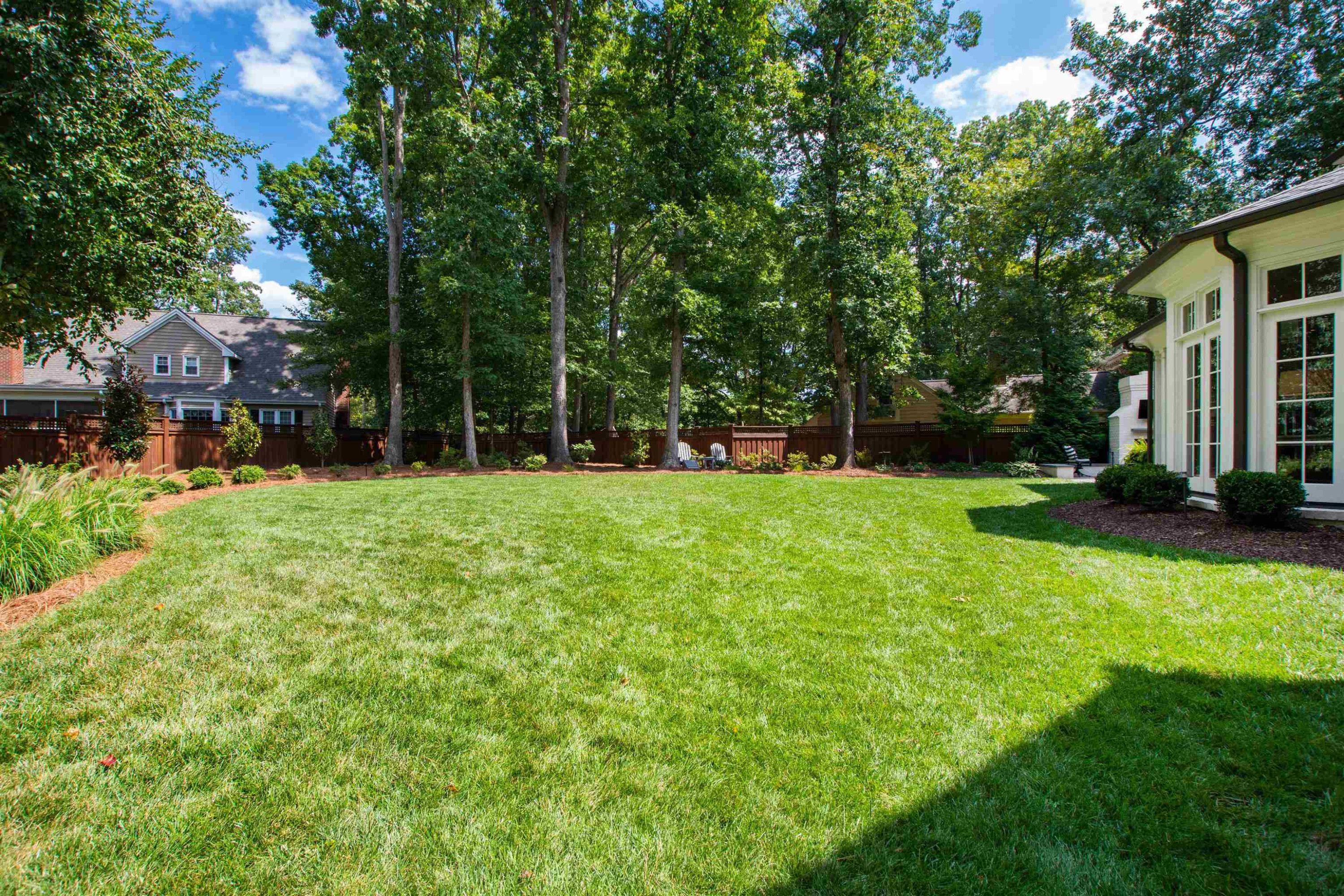 3910 Stratford Court