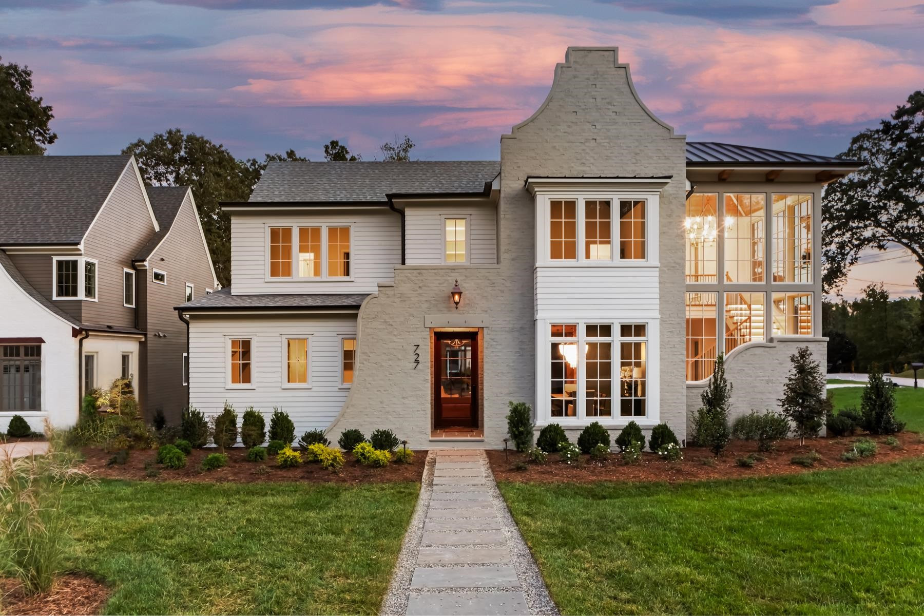 727 Lake Boone Trail