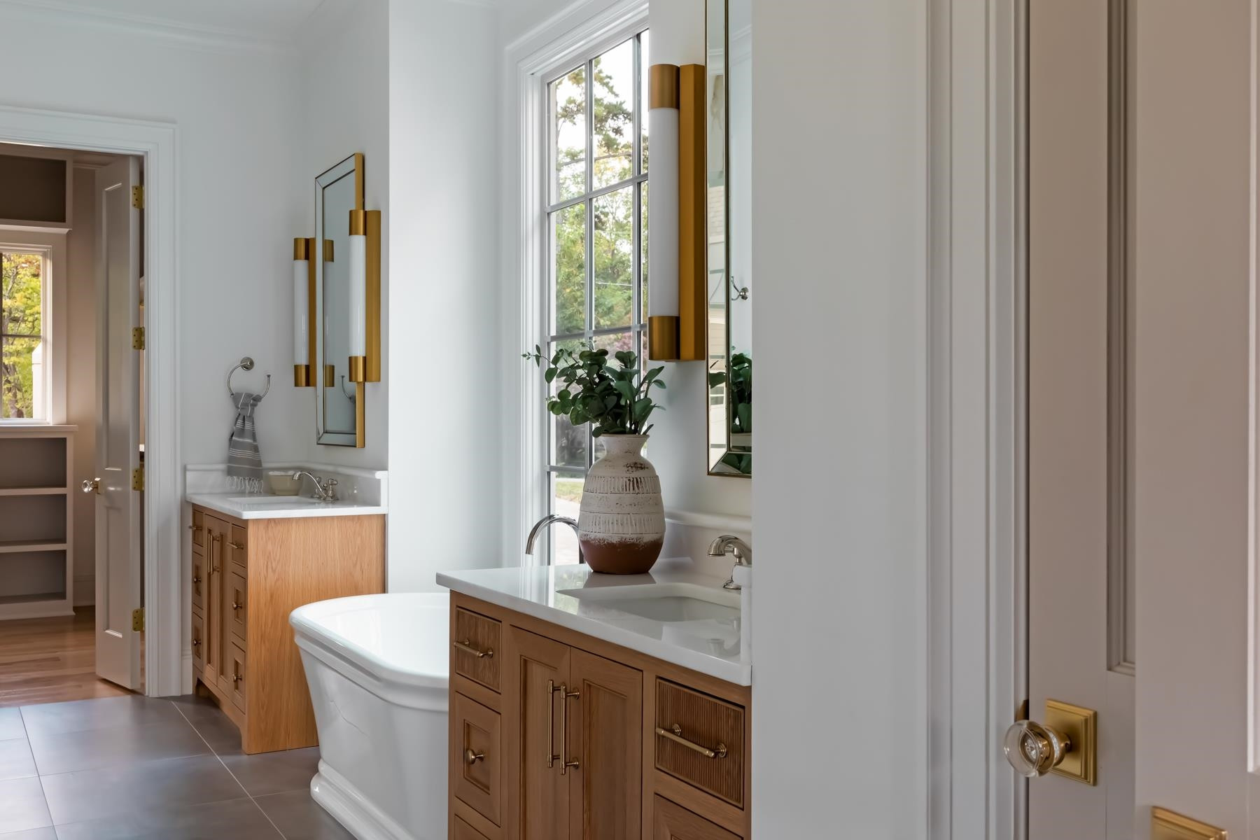 727 Lake Boone Trail
