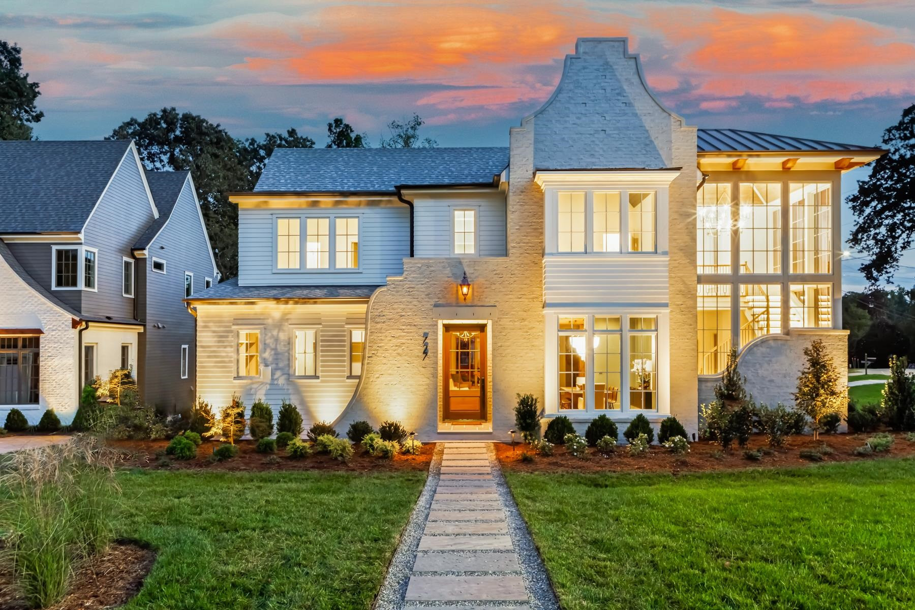 727 Lake Boone Trail