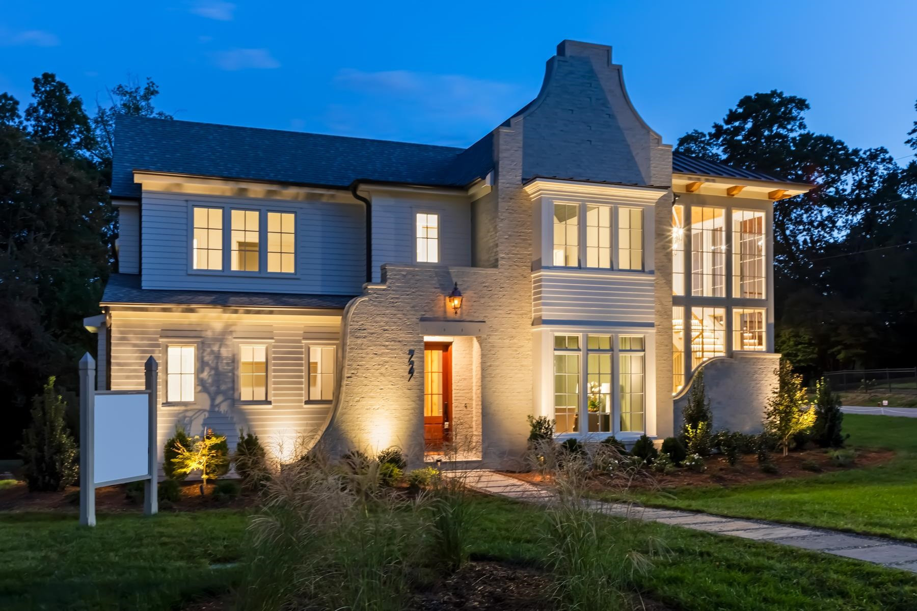 727 Lake Boone Trail