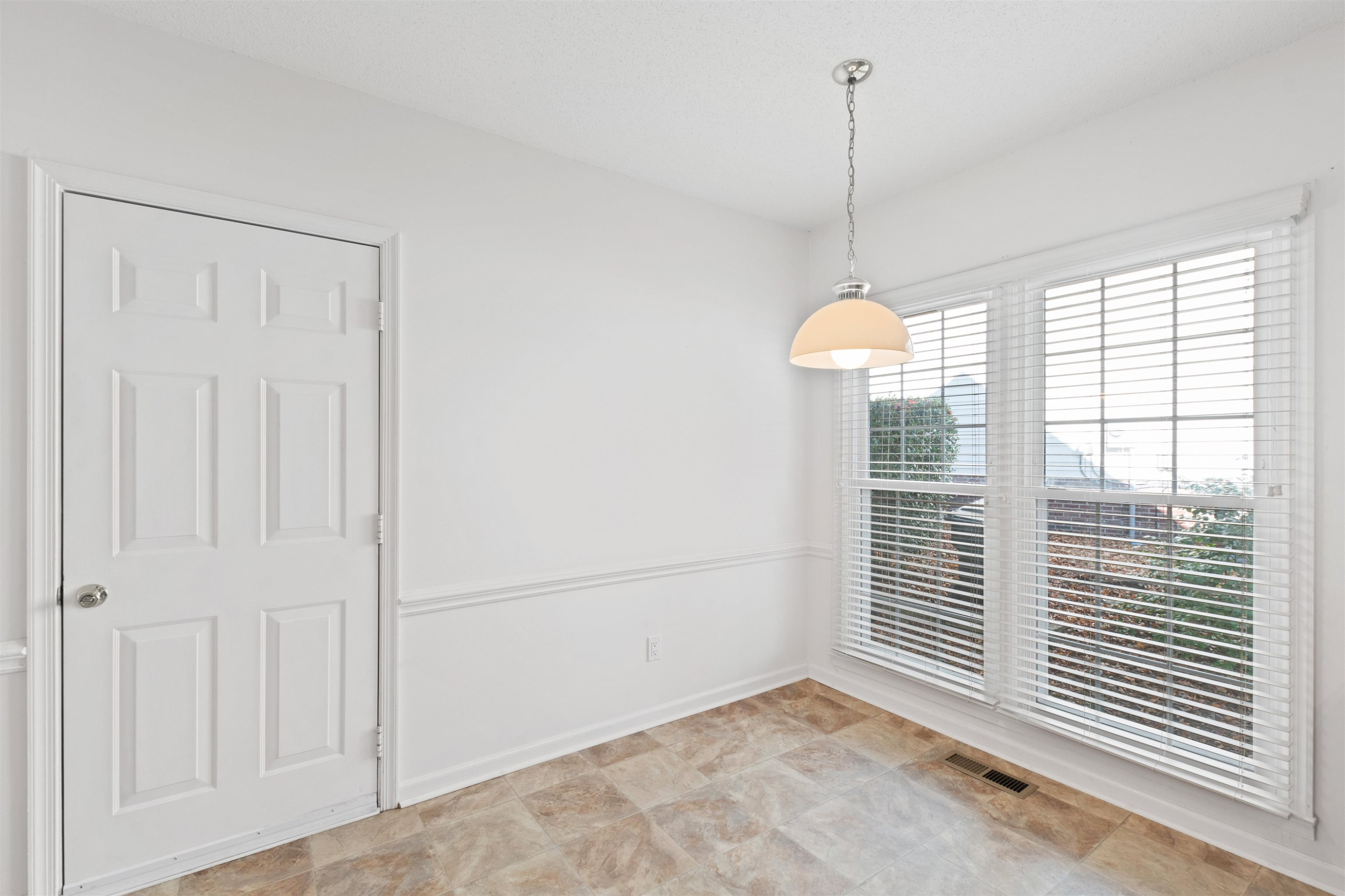 816 Beddingfield Drive