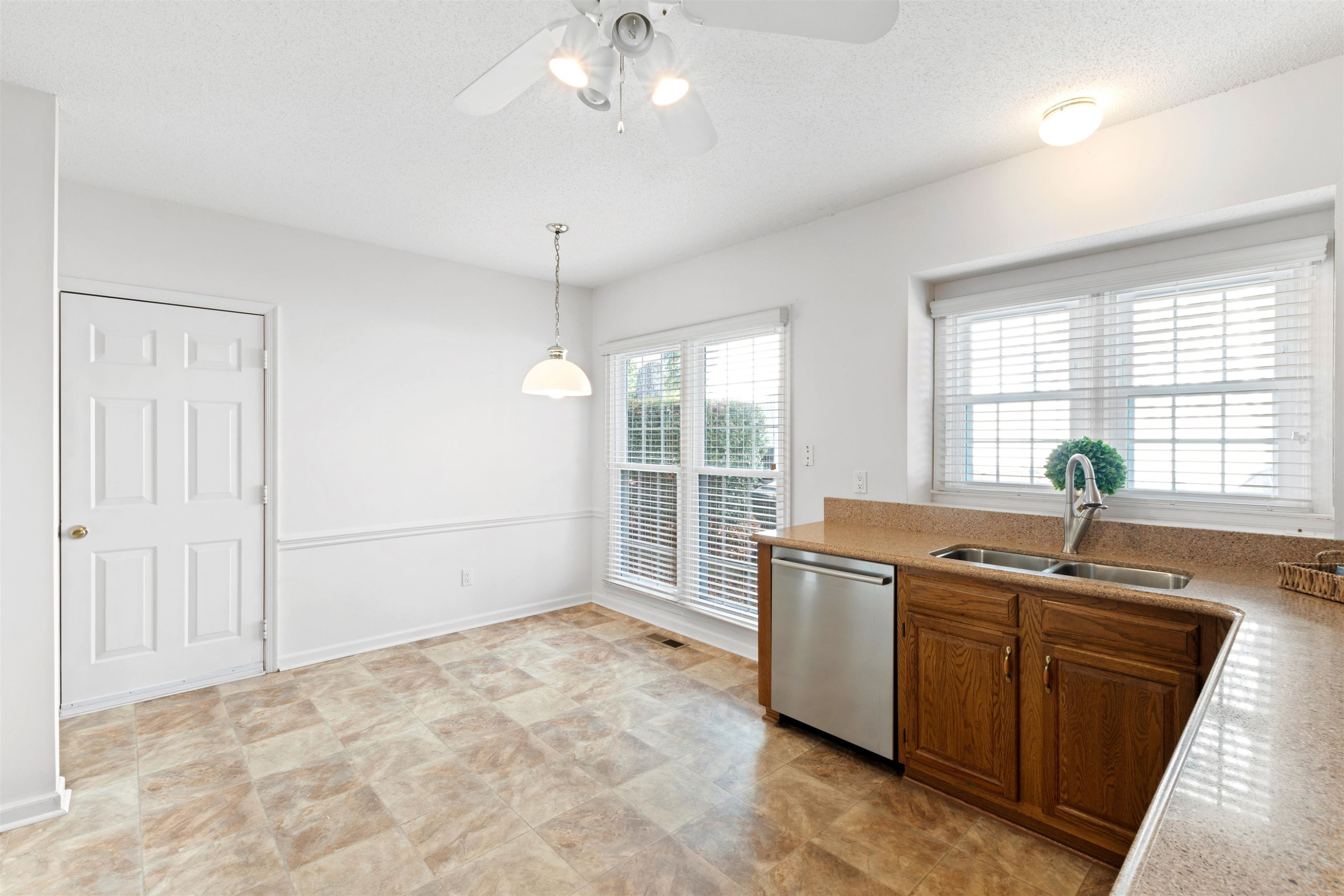 816 Beddingfield Drive
