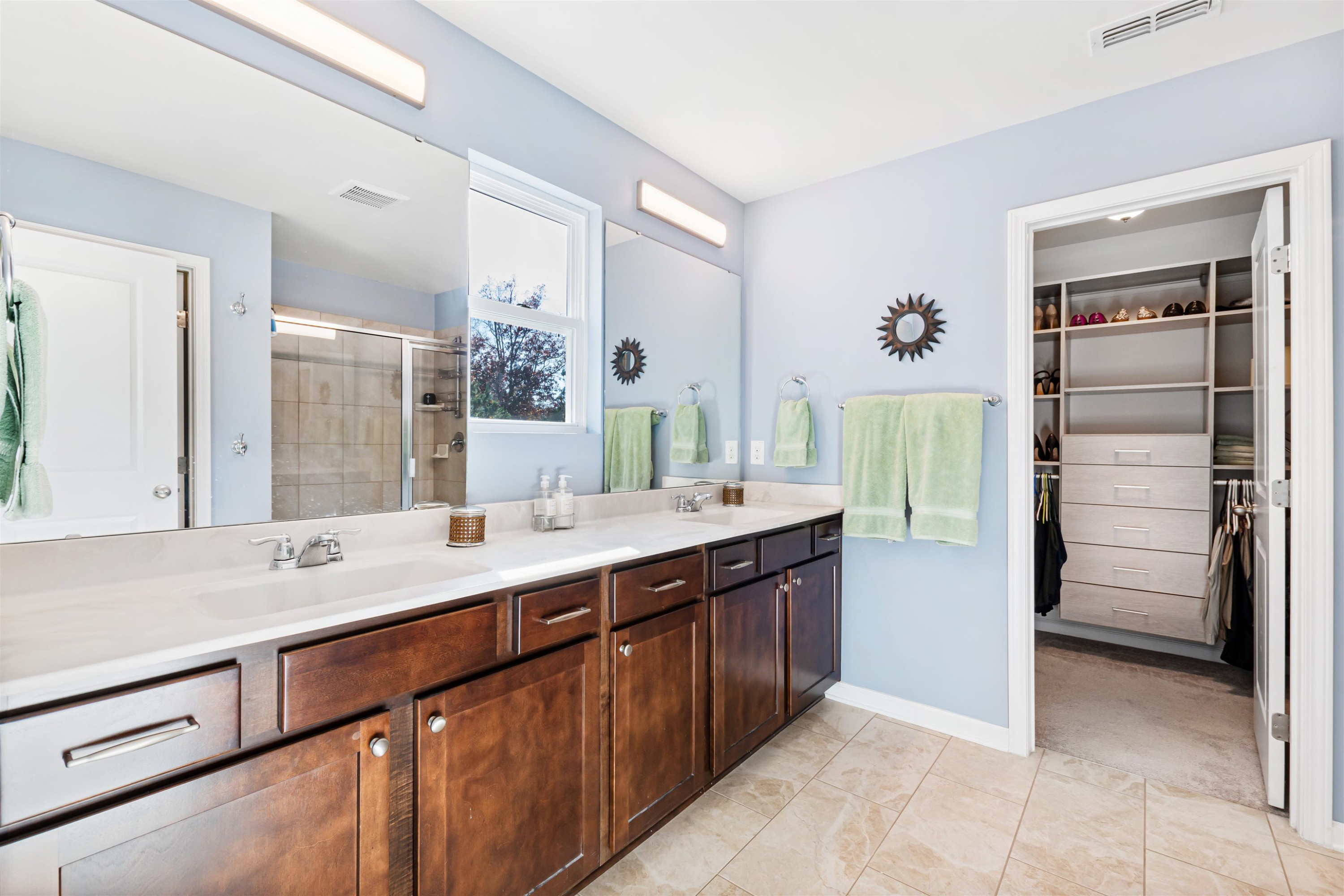 3964 White Kestrel Drive