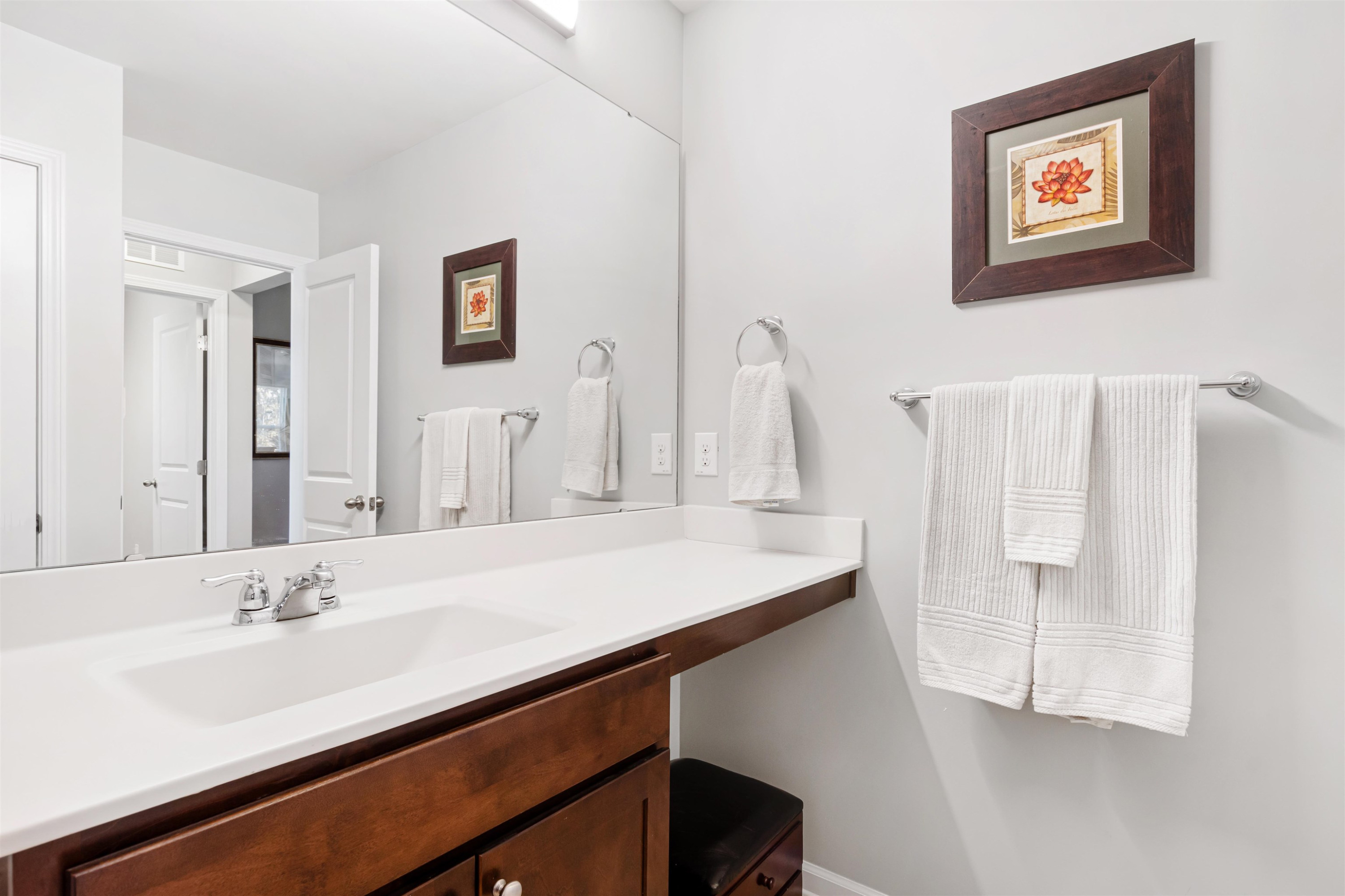 3964 White Kestrel Drive