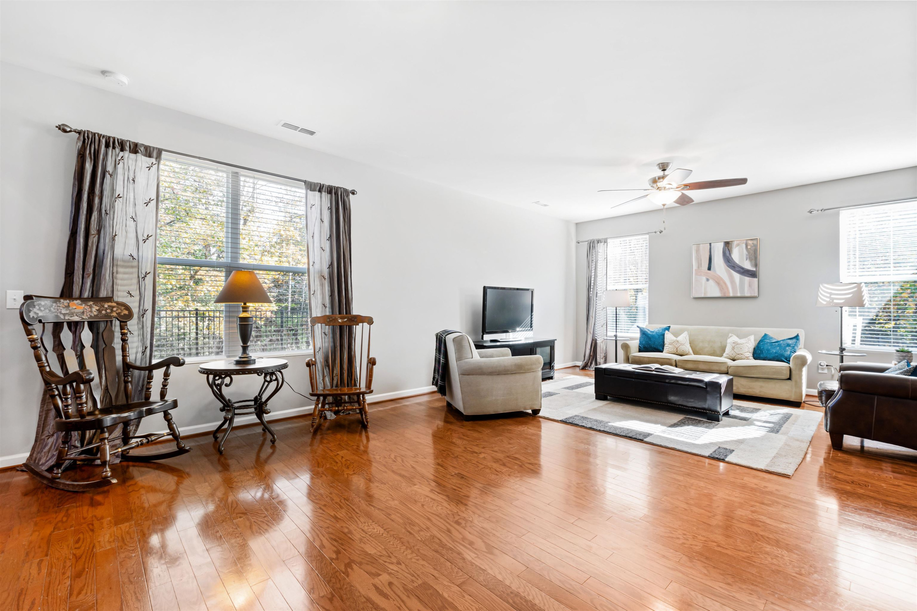 3964 White Kestrel Drive