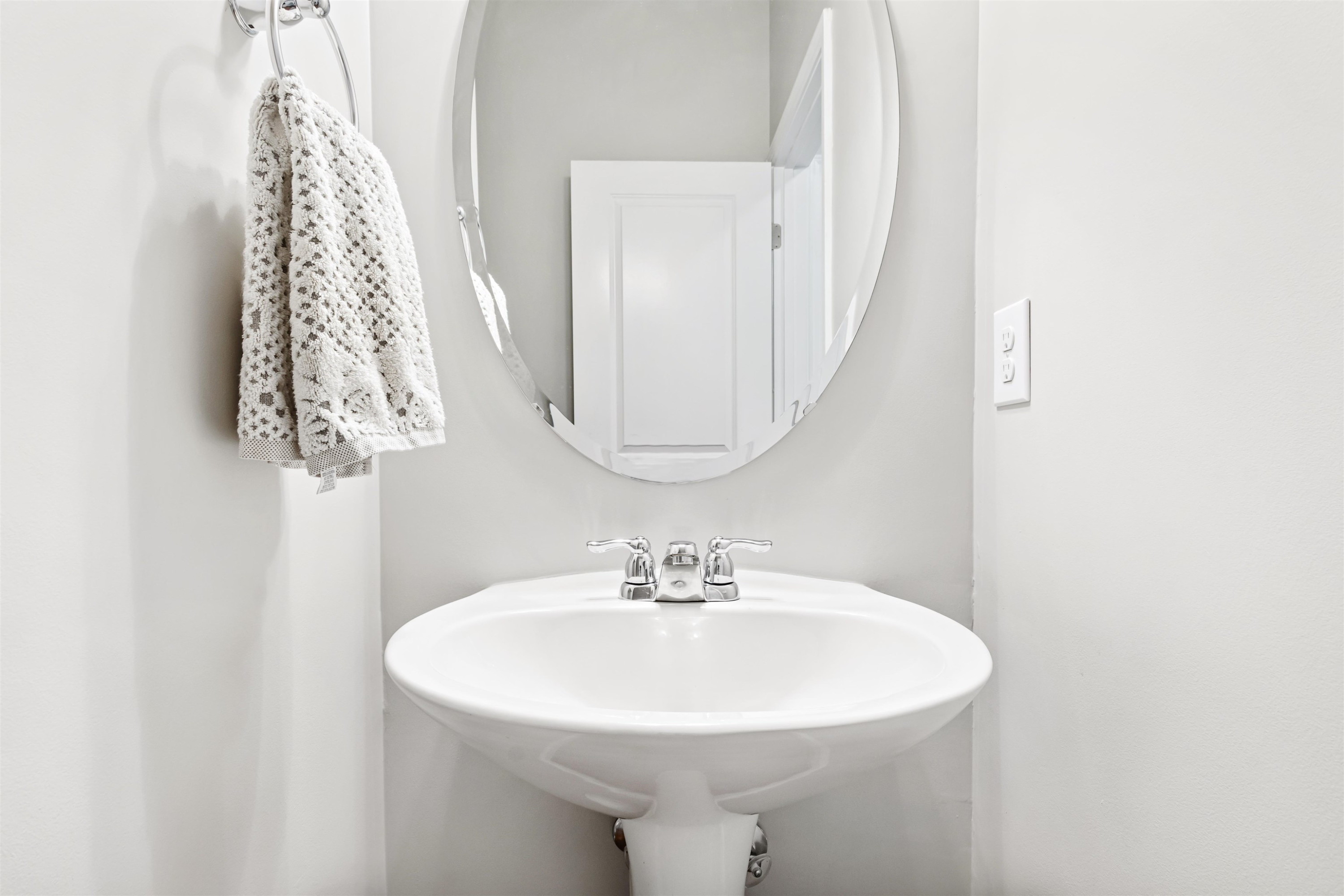 3964 White Kestrel Drive