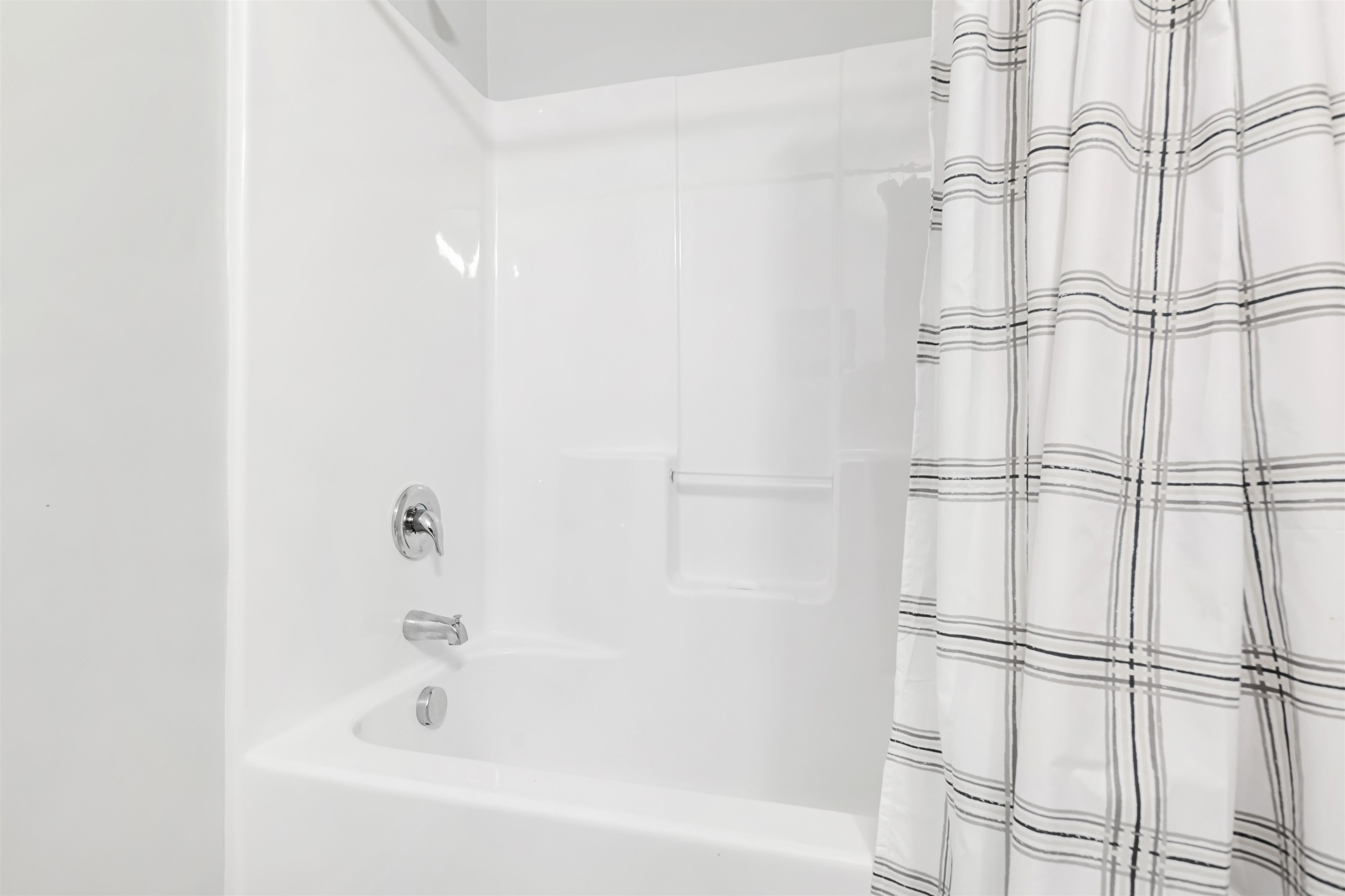 3964 White Kestrel Drive